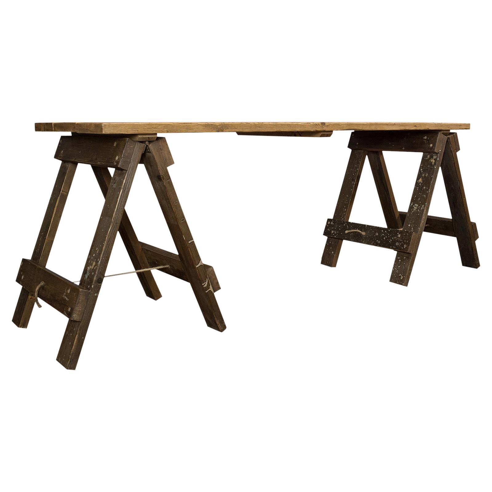 Grande Table Vintage:: Anglais:: Pine:: Craft:: Work:: Kitchen:: Trestle:: circa 1970