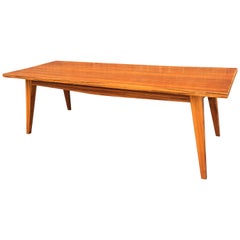 Grande table vintage en bois zébré massif circa 1960