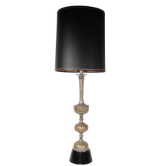 Große Vintage-Tischlampe mit ziselierter Silberoberfläche, ca. 1970er Jahre