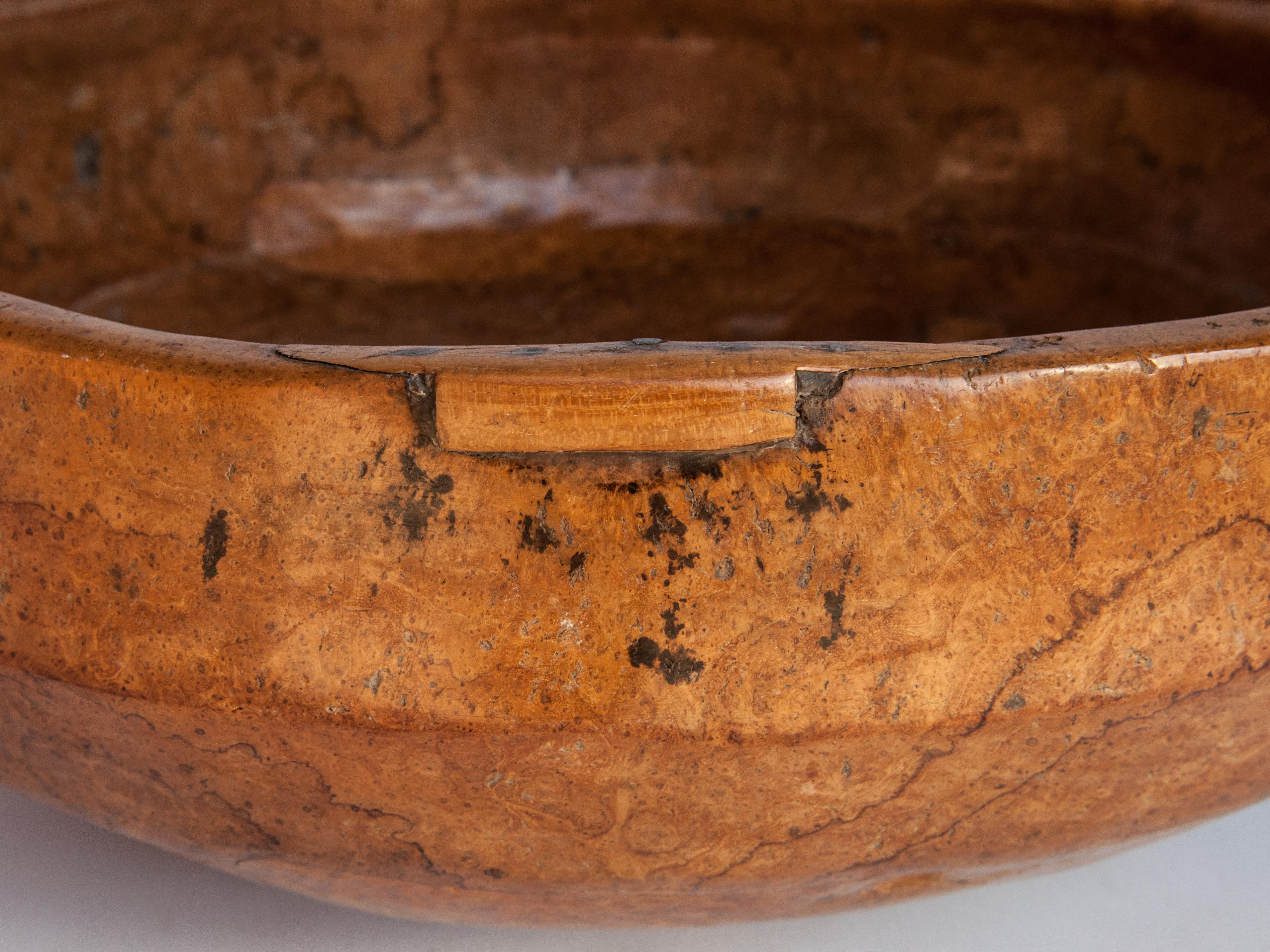 Large Vintage Teak Burl Wood Bowl, Java, Mid-20th Century 3