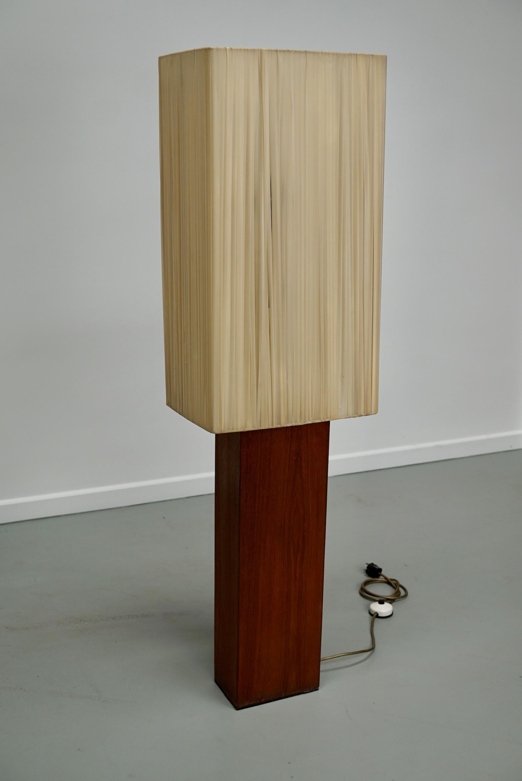 Dutch Large Vintage Teak Floorlamp with Square Beige Shade, 1960/70s For Sale
