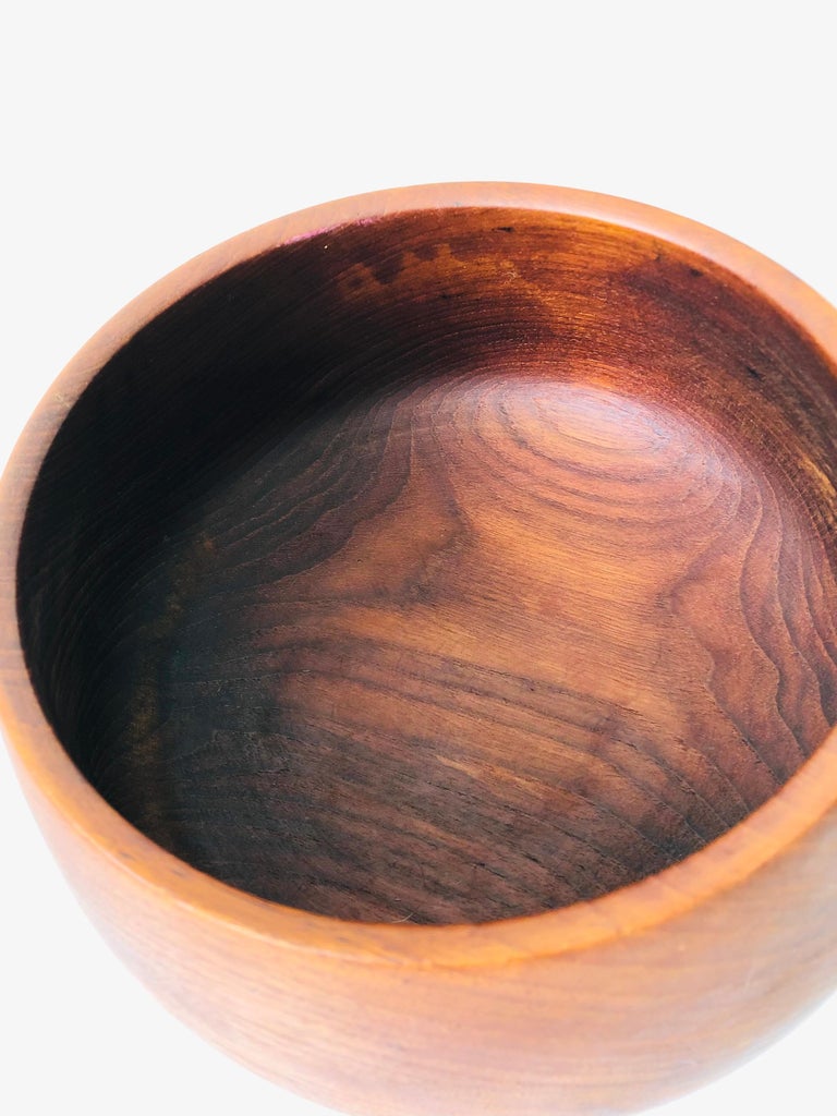 Large Vintage Teak Salad Bowl For Sale at 1stDibs