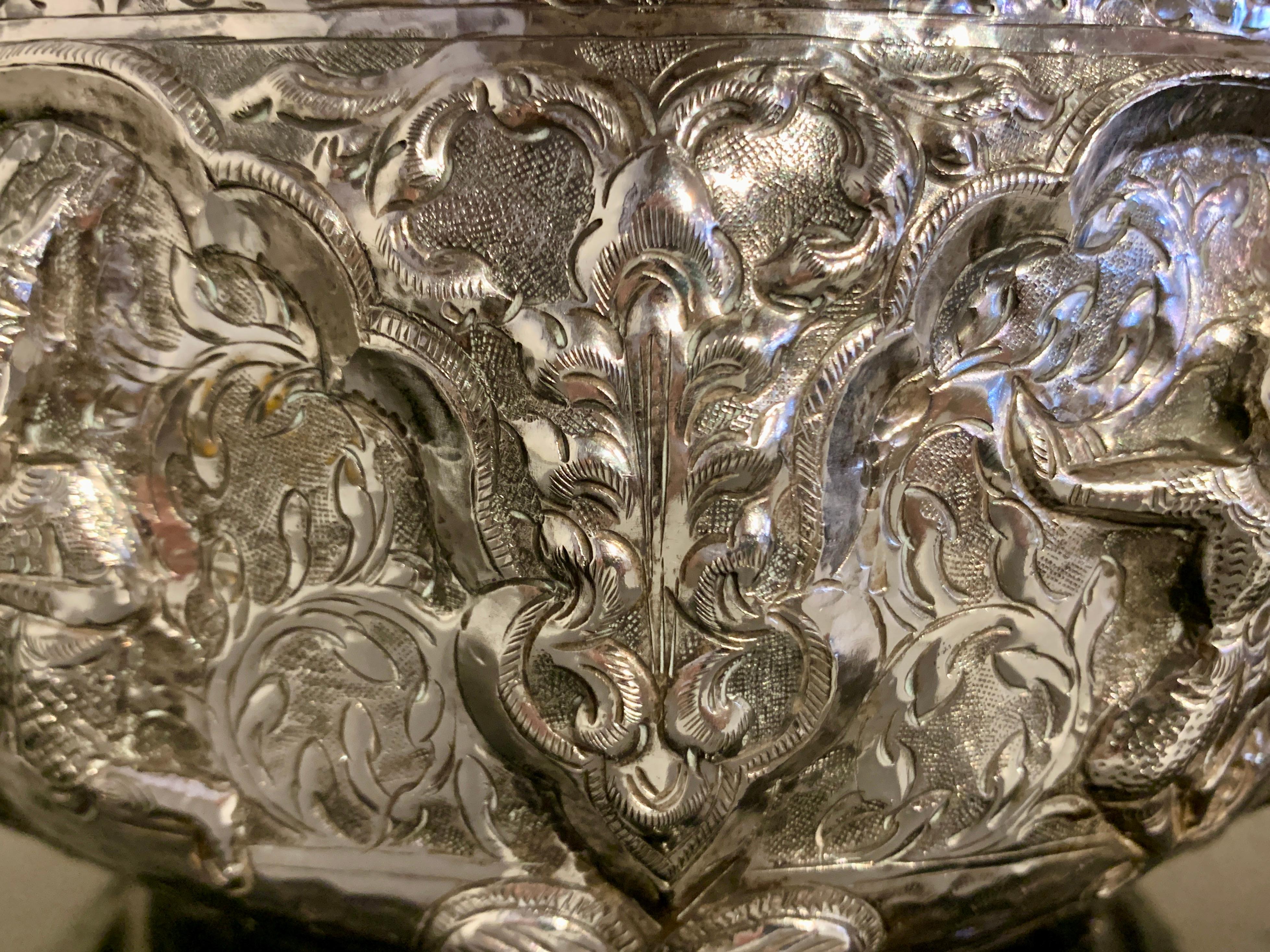 Large Vintage Thai Silver Repousse Offering Bowl, Mid-20th Century 5