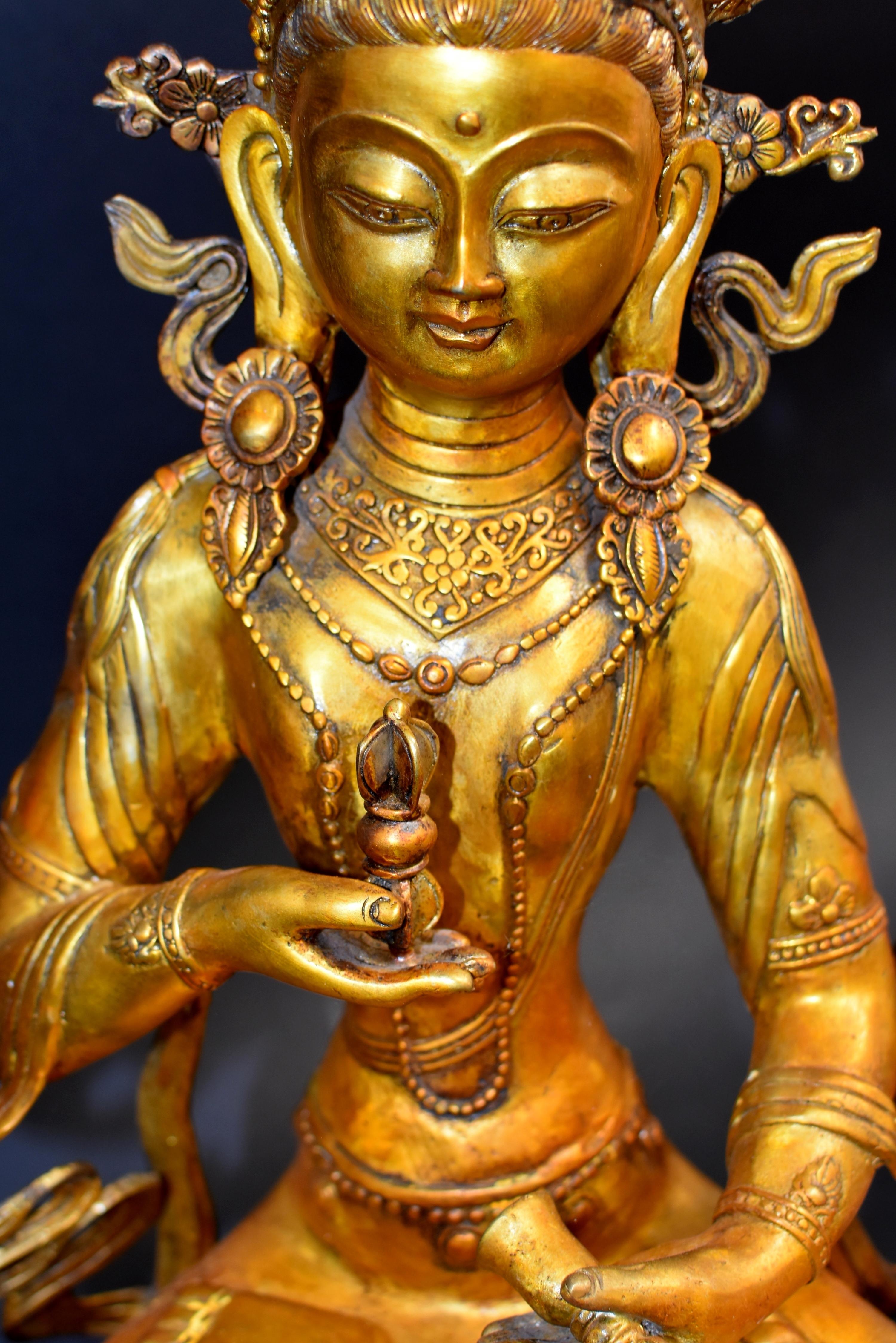Large Vintage Tibetan Buddha Vajrasattva Gilt Bronze For Sale 8