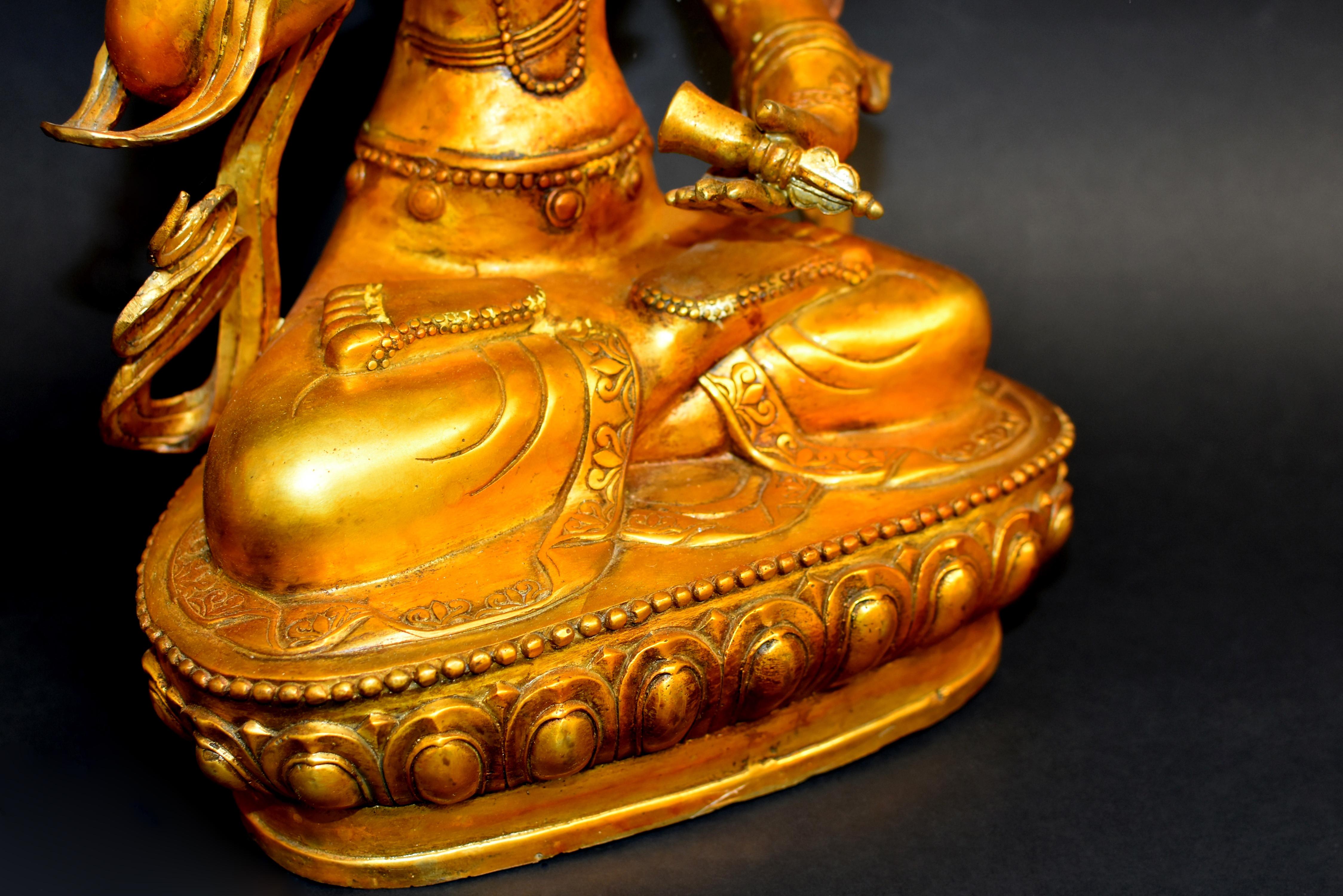 Gran Buda Tibetano Vintage Vajrasattva Bronce Dorado en venta 13