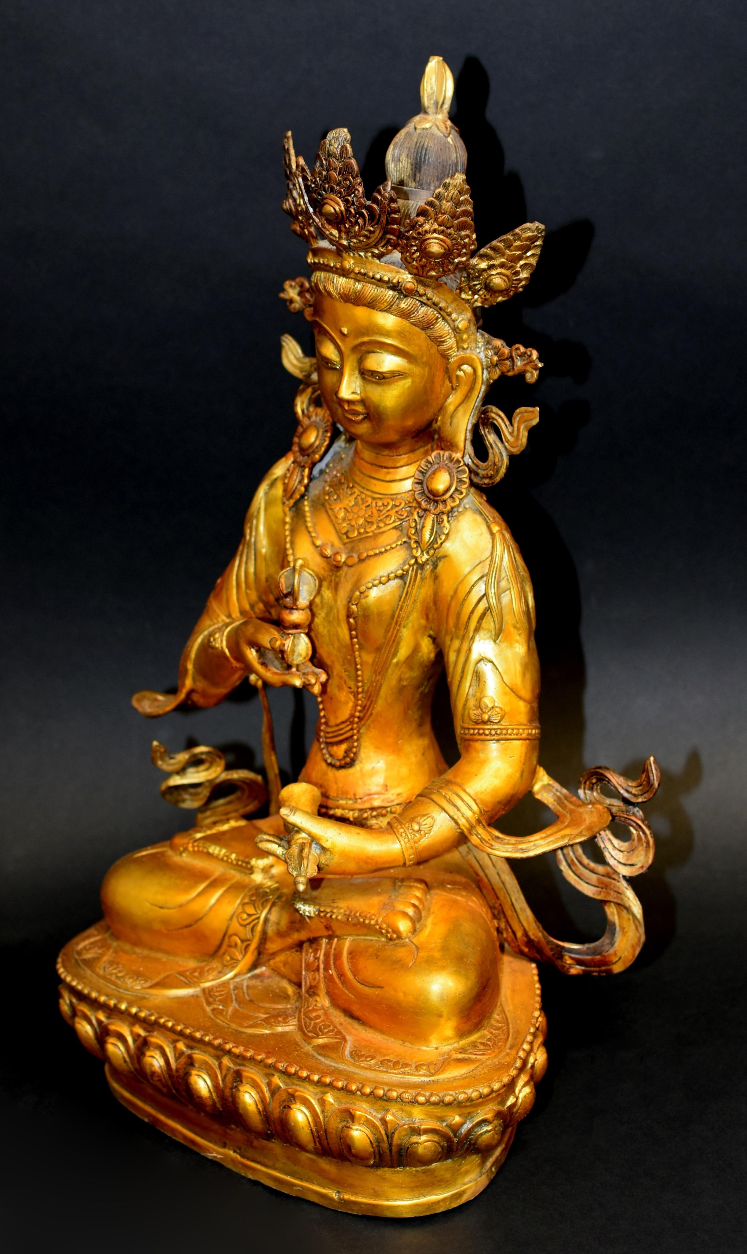 Großer tibetischer Buddha Vajrasattva, vergoldete Bronze, Vintage im Angebot 3