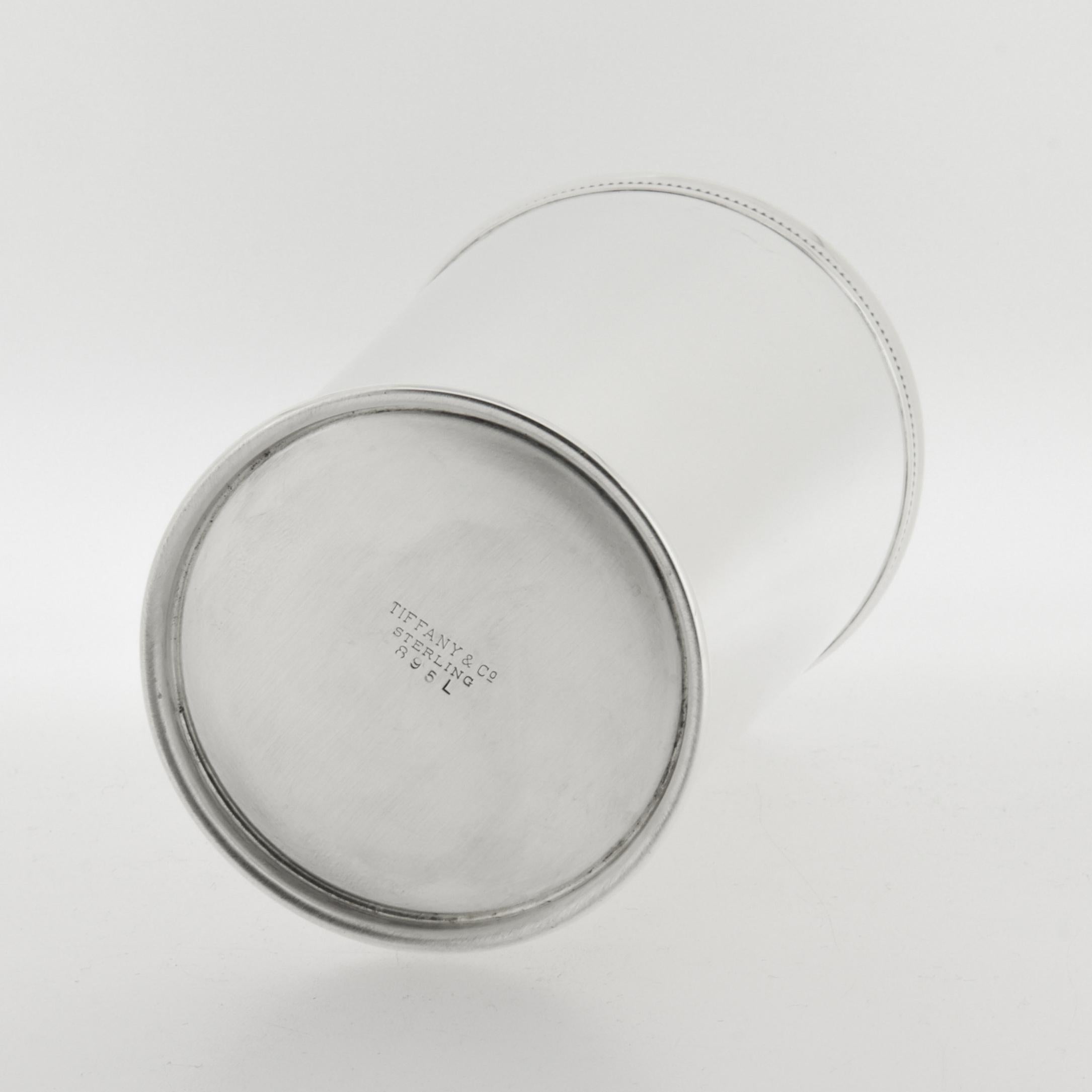 Große Vintage Tiffany & Co. Perlen- oder Cocktailbecher aus Sterlingsilber im Angebot 1