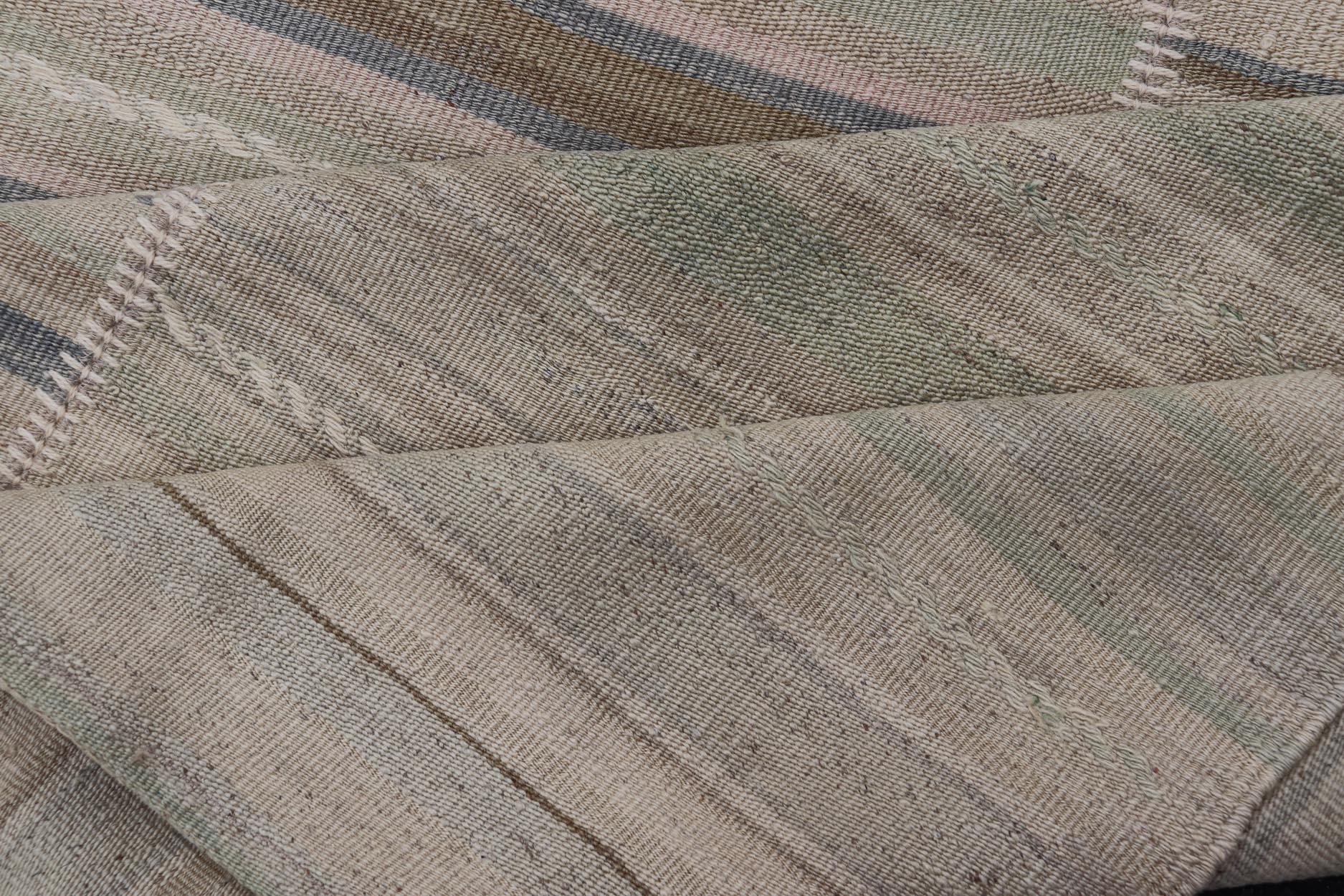 Grand tapis turc vintage Kilim à rayures pastel 9'0 x 12'9 en vente 2