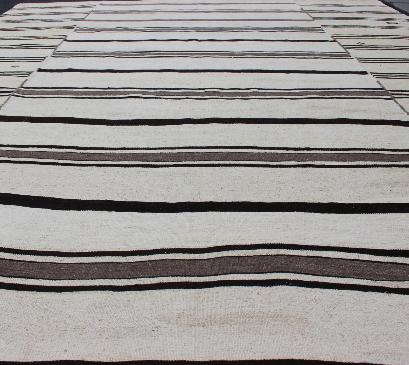 Large Vintage Turkish Kilim Rug with Stripes in Cream and Brown Stripes In Good Condition For Sale In Atlanta, GA
