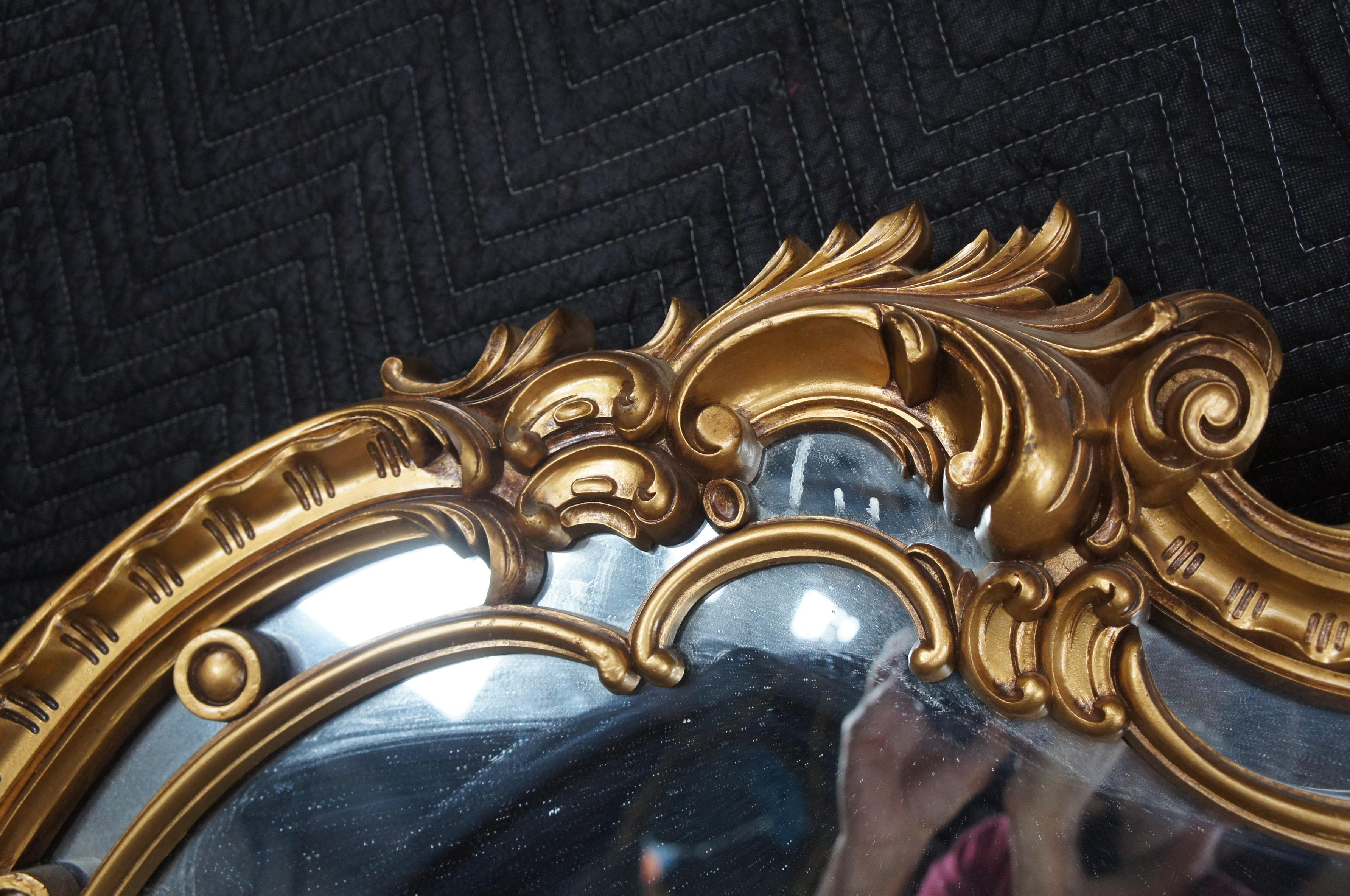 Fine XX secolo Grande specchio da parete vintage Turner Mfg in stile barocco rococò smerlato da 57