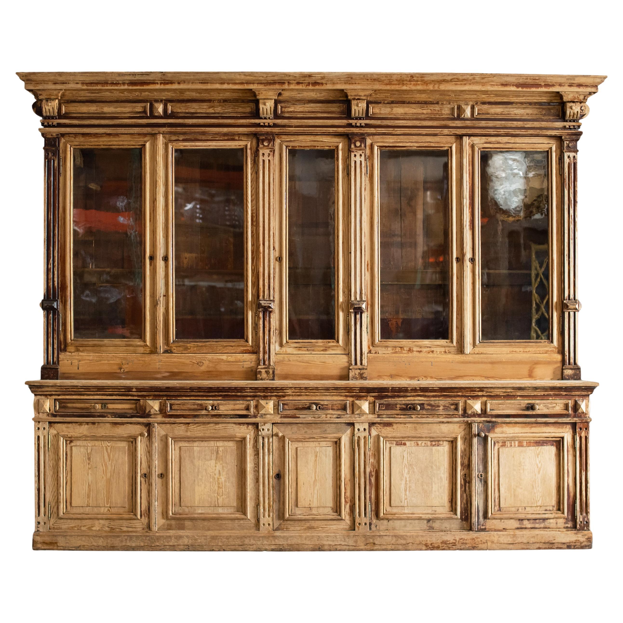 Grande mobile vintage in due pezzi