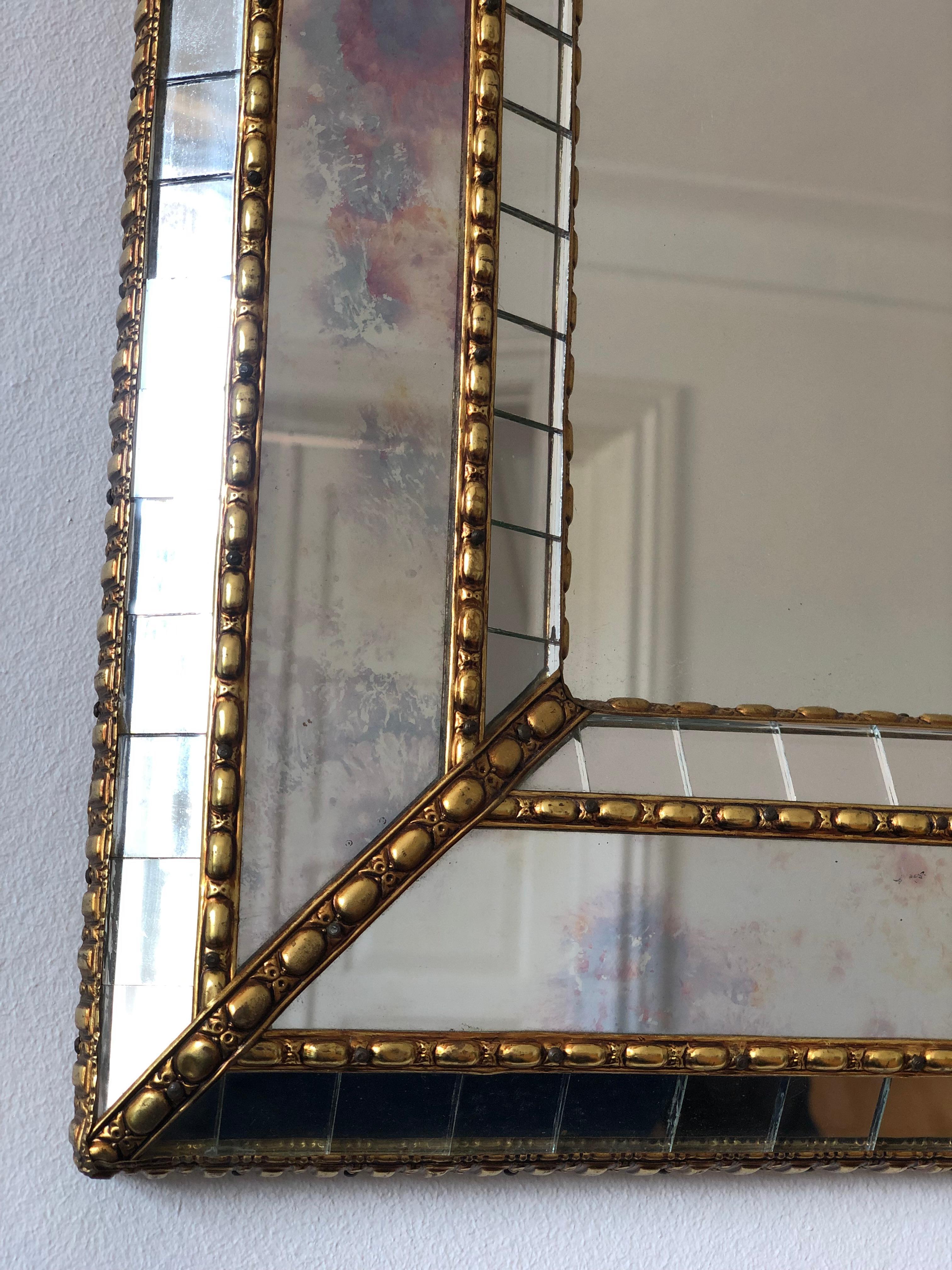 Spagnolo Grande specchio veneziano d'epoca Hollywood Regency in oro Spagna anni '90 in vendita