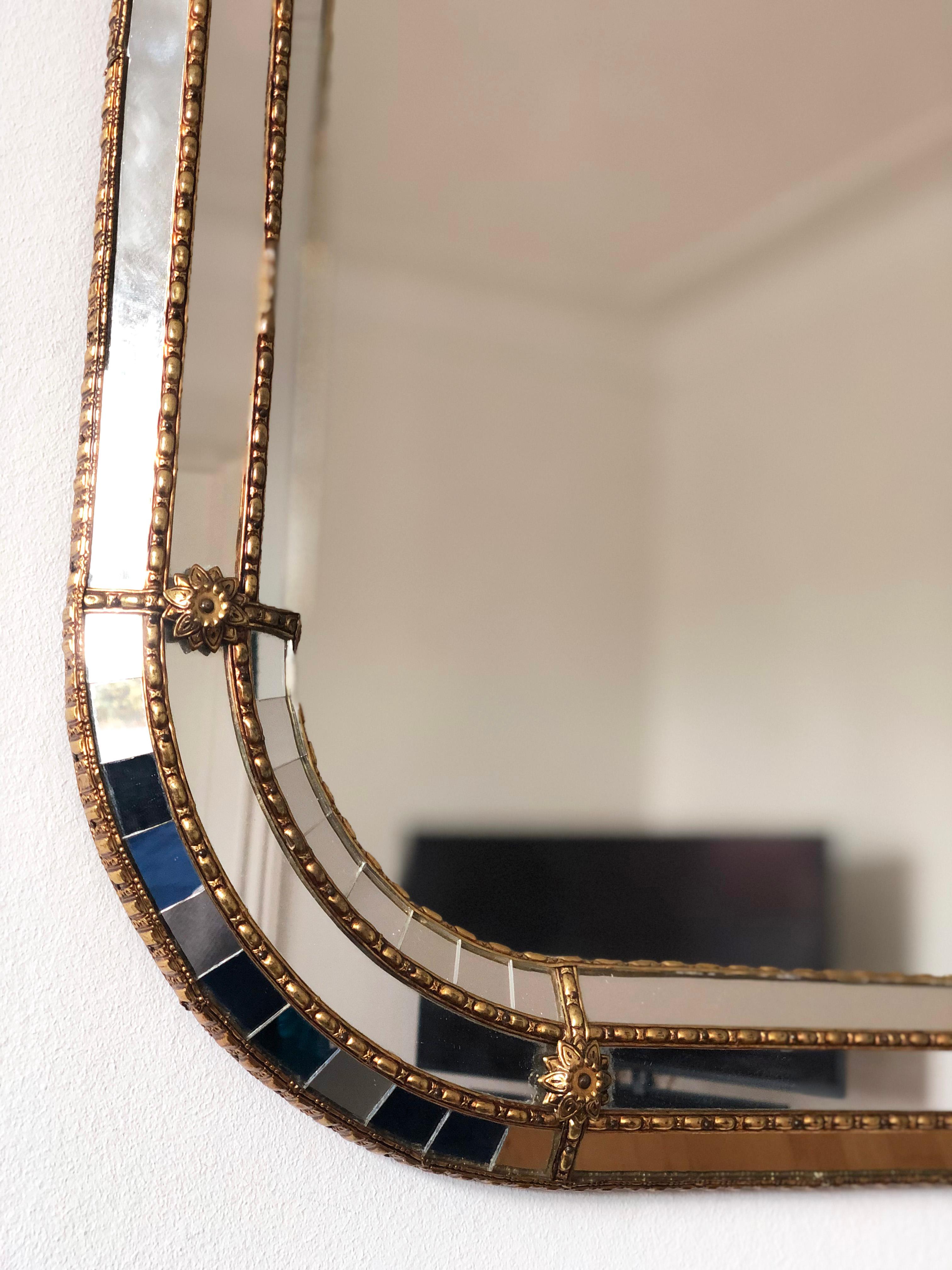 Spagnolo Grande specchio rettangolare veneziano d'epoca Hollywood Regency in oro Spagna anni '90 in vendita