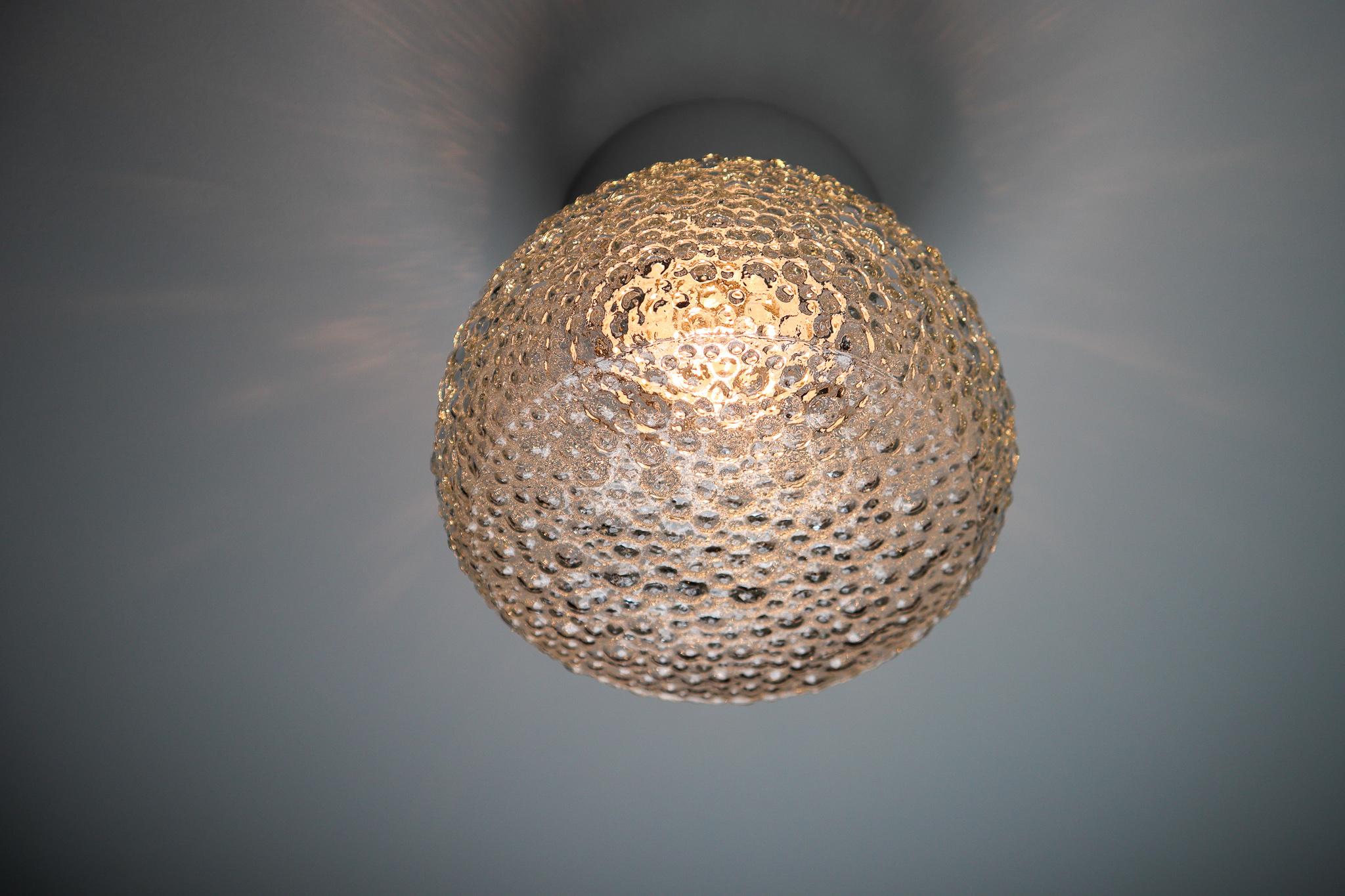 Large Vintage Wall/ceiling Lights with Clear Bubble Glass and Porcelain Base In Good Condition For Sale In Almelo, NL