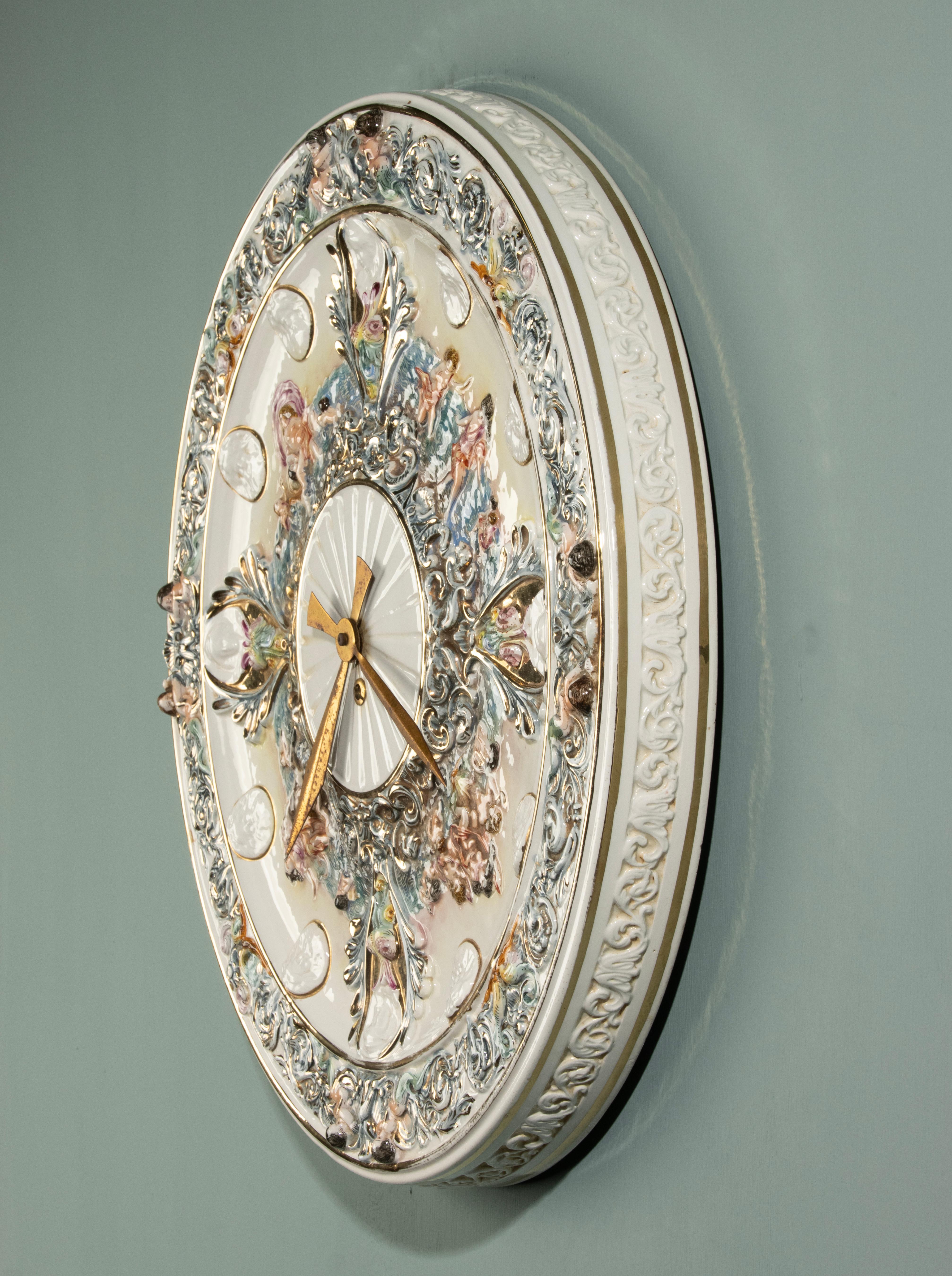 Großer Jahrgang  Wanduhr - Capodimonte - Keramik - Barockstil im Angebot 4