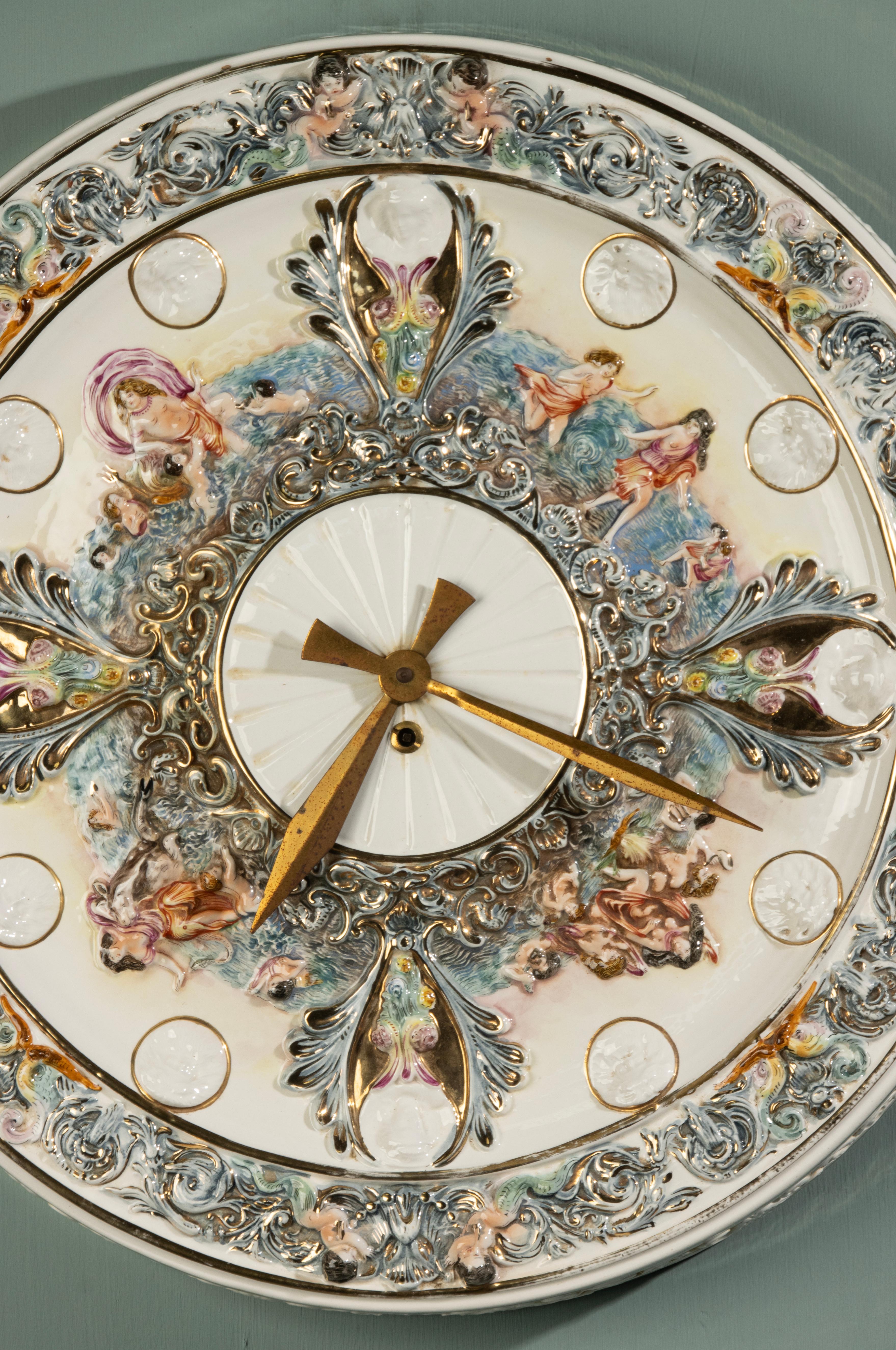 Großer Jahrgang  Wanduhr - Capodimonte - Keramik - Barockstil (Italienisch) im Angebot
