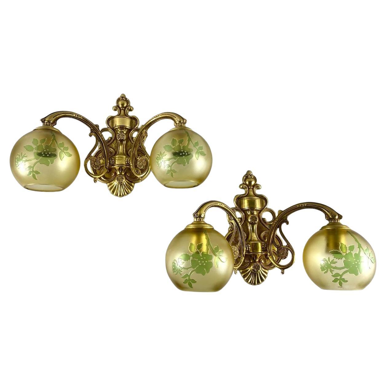 Große Vintage-Wandleuchter  Art Nouveau Paar Doppelarm-Wandlampen im Angebot