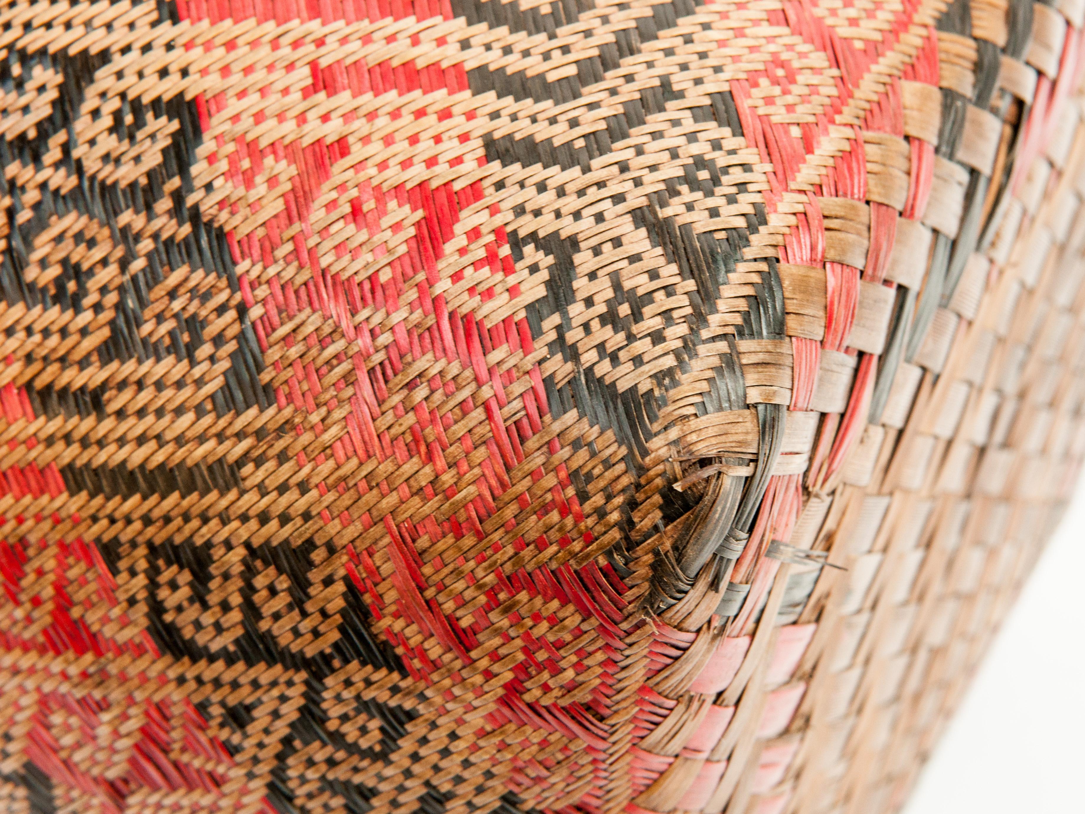 Large Vintage Wedding Basket. Woven Design, Iban of Borneo, Late 20th Century 3