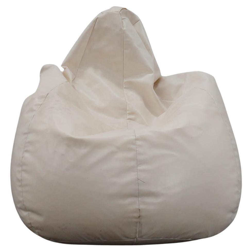 Großer weißer Vintage-Sitzsack aus den siebziger Jahren im Angebot