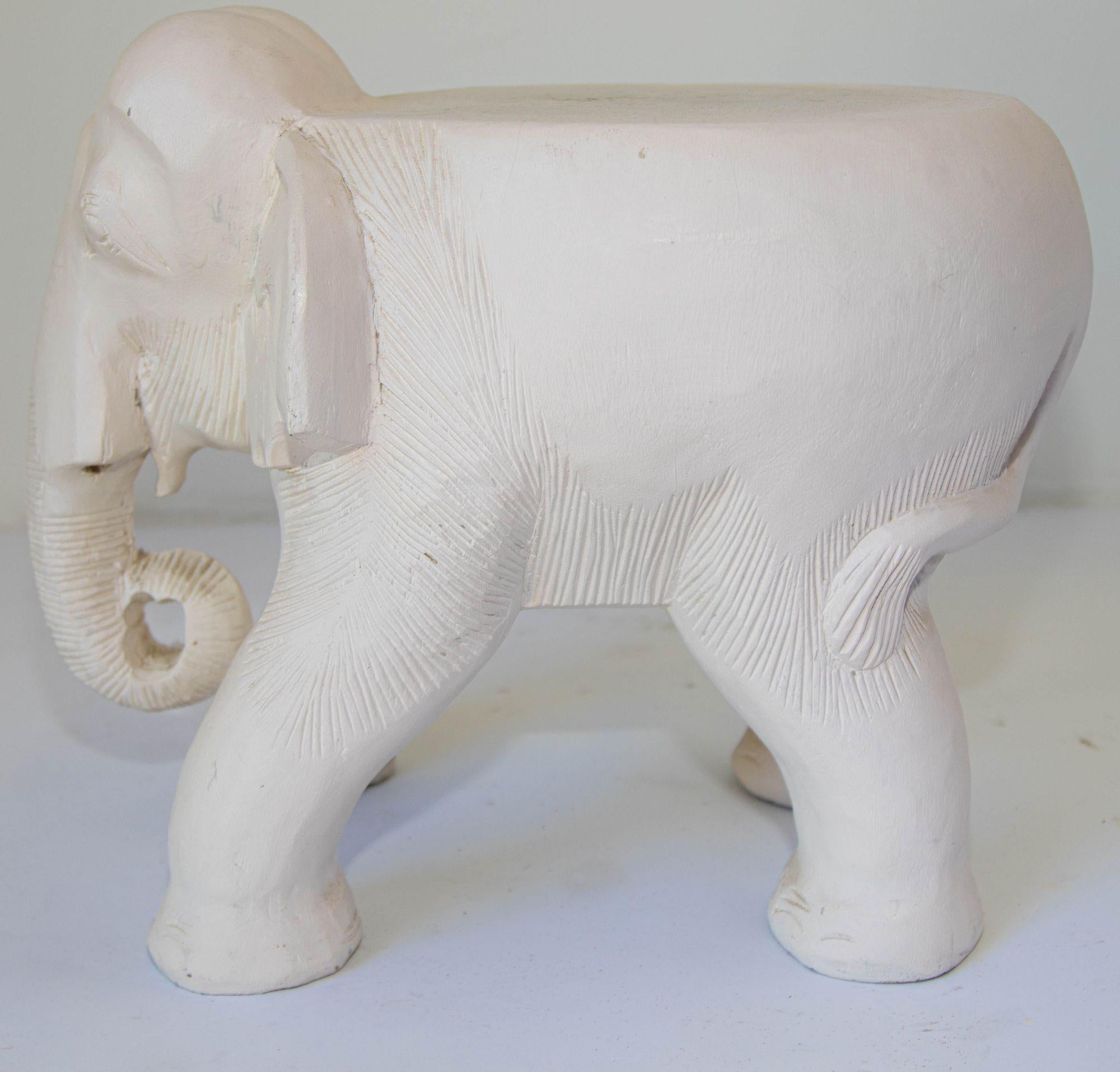 Large Vintage White Hand-Carved Wood Elephant Stand Side Table In Good Condition For Sale In North Hollywood, CA