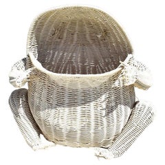 Large Olivier Vintage White Wicker Decorative Frog Basket or Hamper, Mid-Century