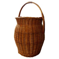 Large Vintage Wicker, Fabric Lined Basket/Hamper