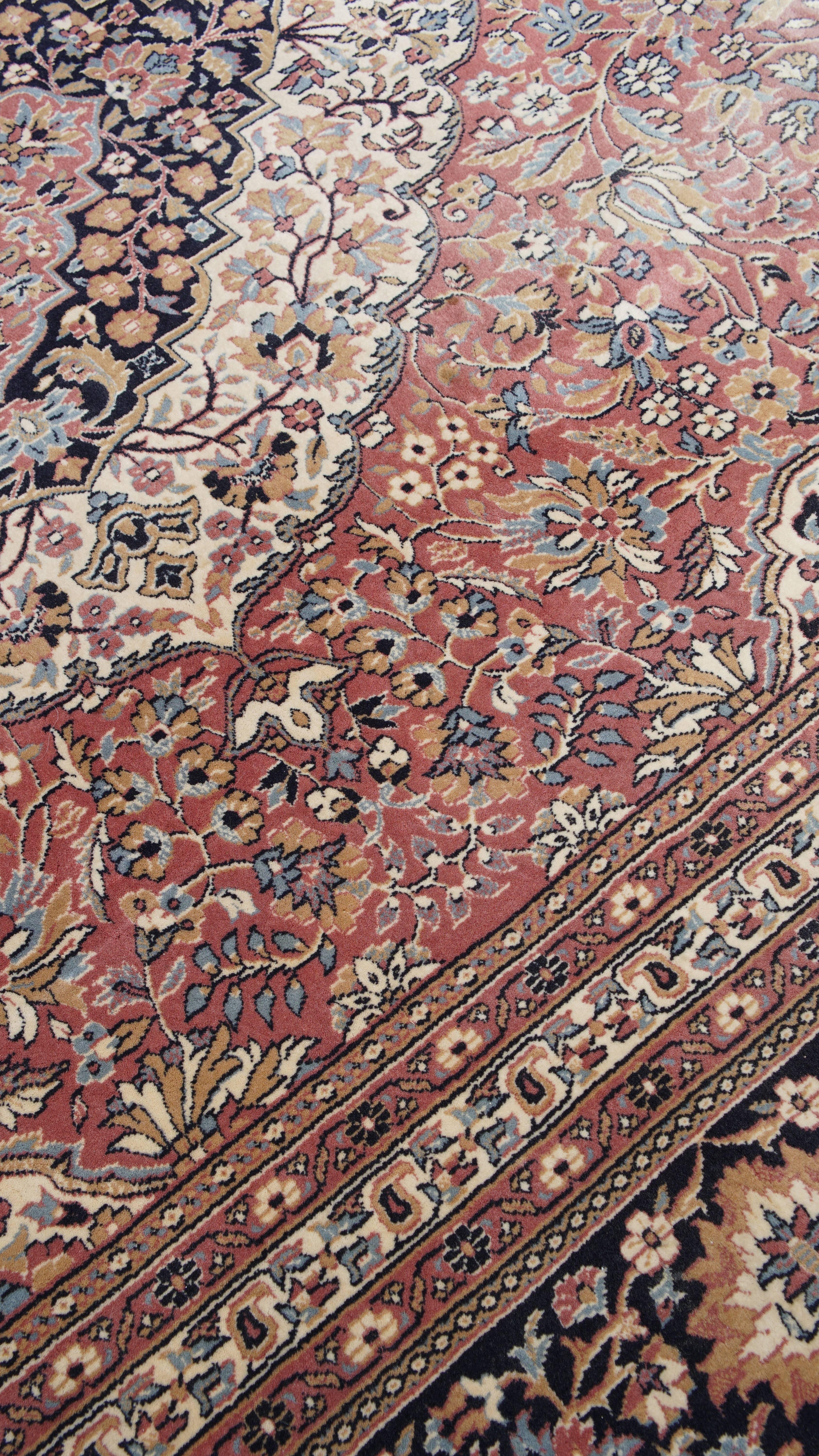 Großer Vintage-Wollteppich - 350x250cm (20. Jahrhundert) im Angebot
