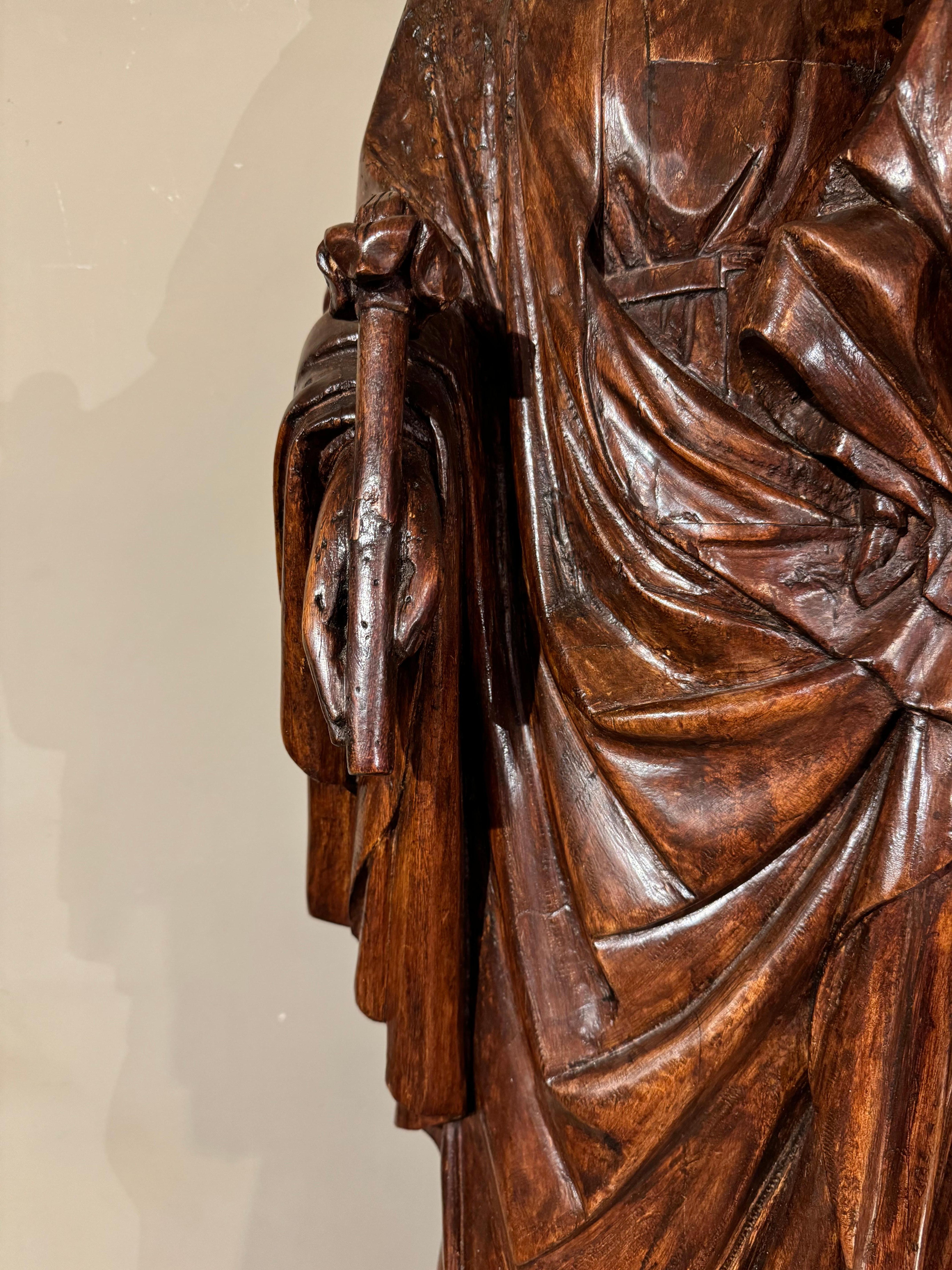 Una Virgen y un Niño muy grandes ( 49 pulgadas) , Champaña, hacia 1500 Francés en venta