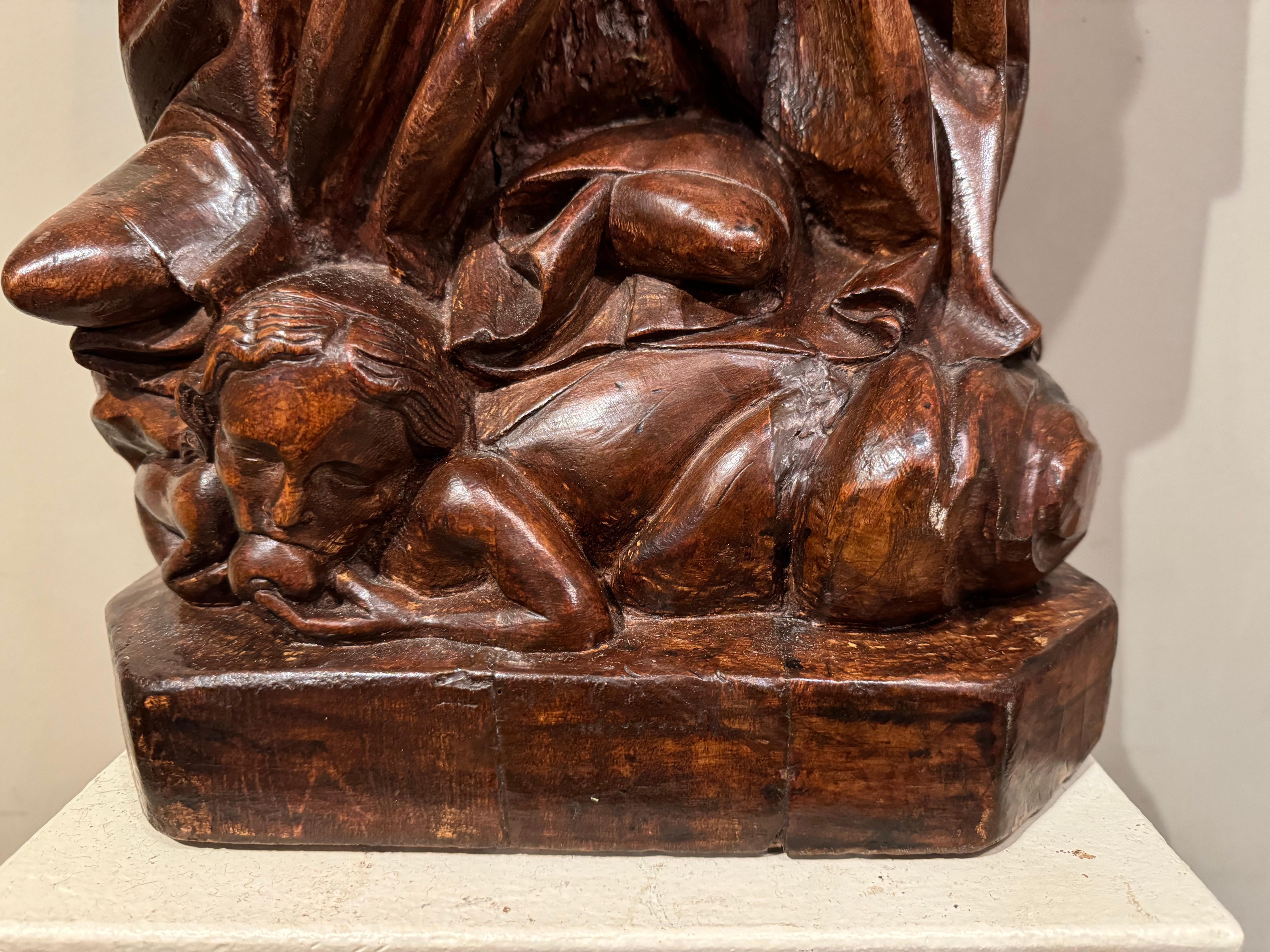 Una Virgen y un Niño muy grandes ( 49 pulgadas) , Champaña, hacia 1500 en Bueno estado para la venta en PARIS, FR
