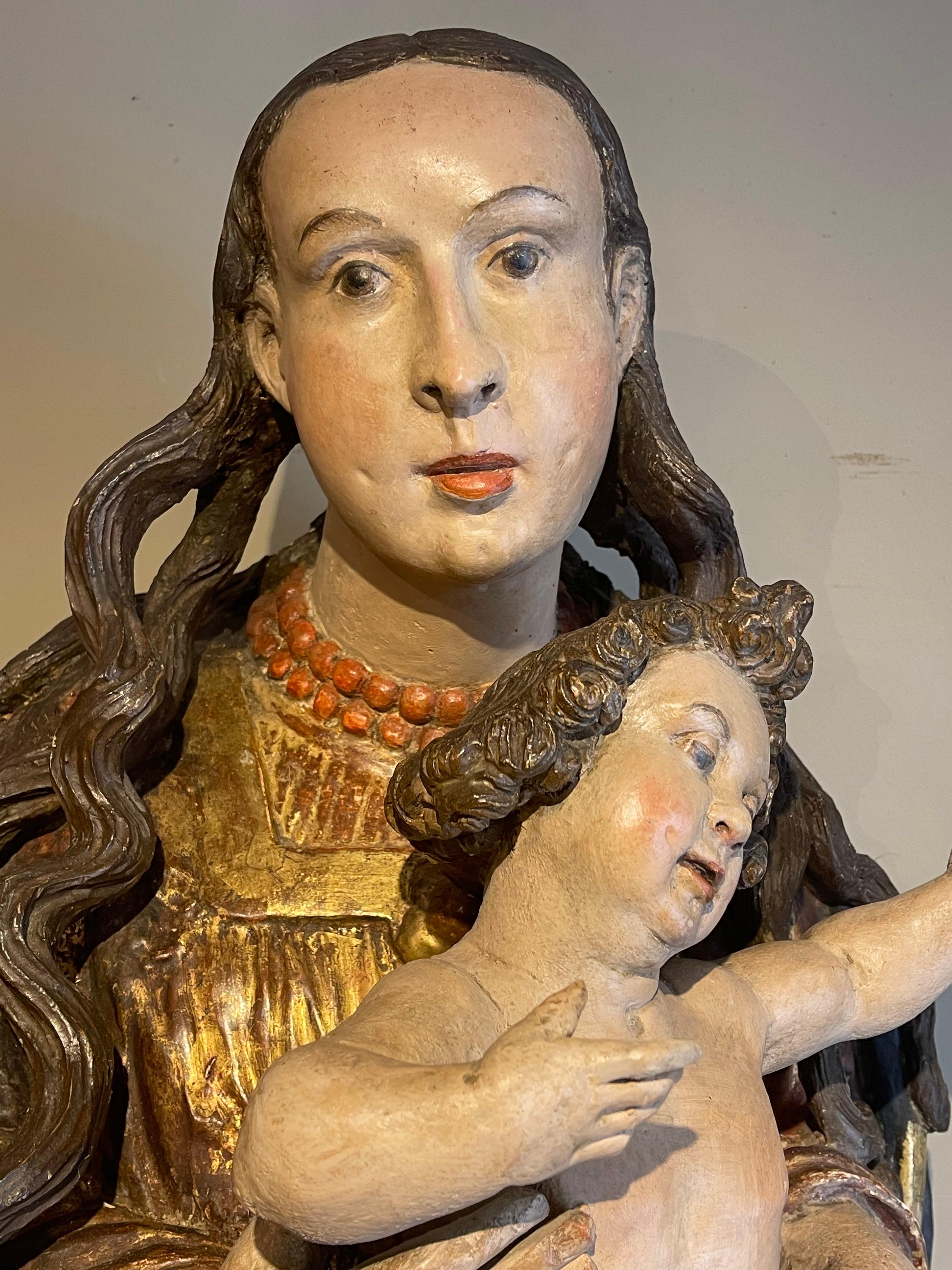 Große Jungfrau mit Kind, Tirol, 16. Jahrhundert (18. Jahrhundert und früher) im Angebot