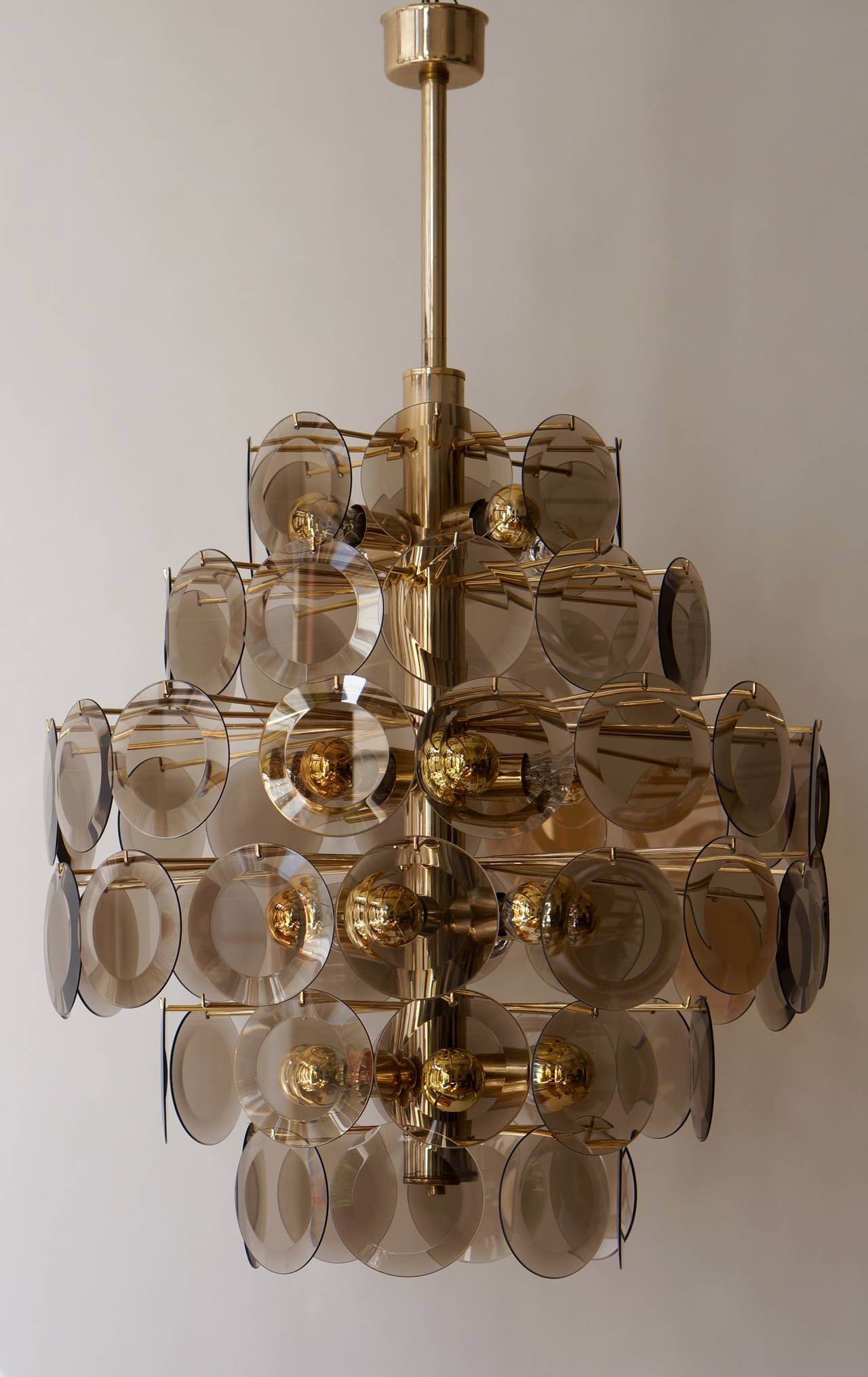 Italian Large Murano Glass Chandelier with 71 Murano Glass Discs