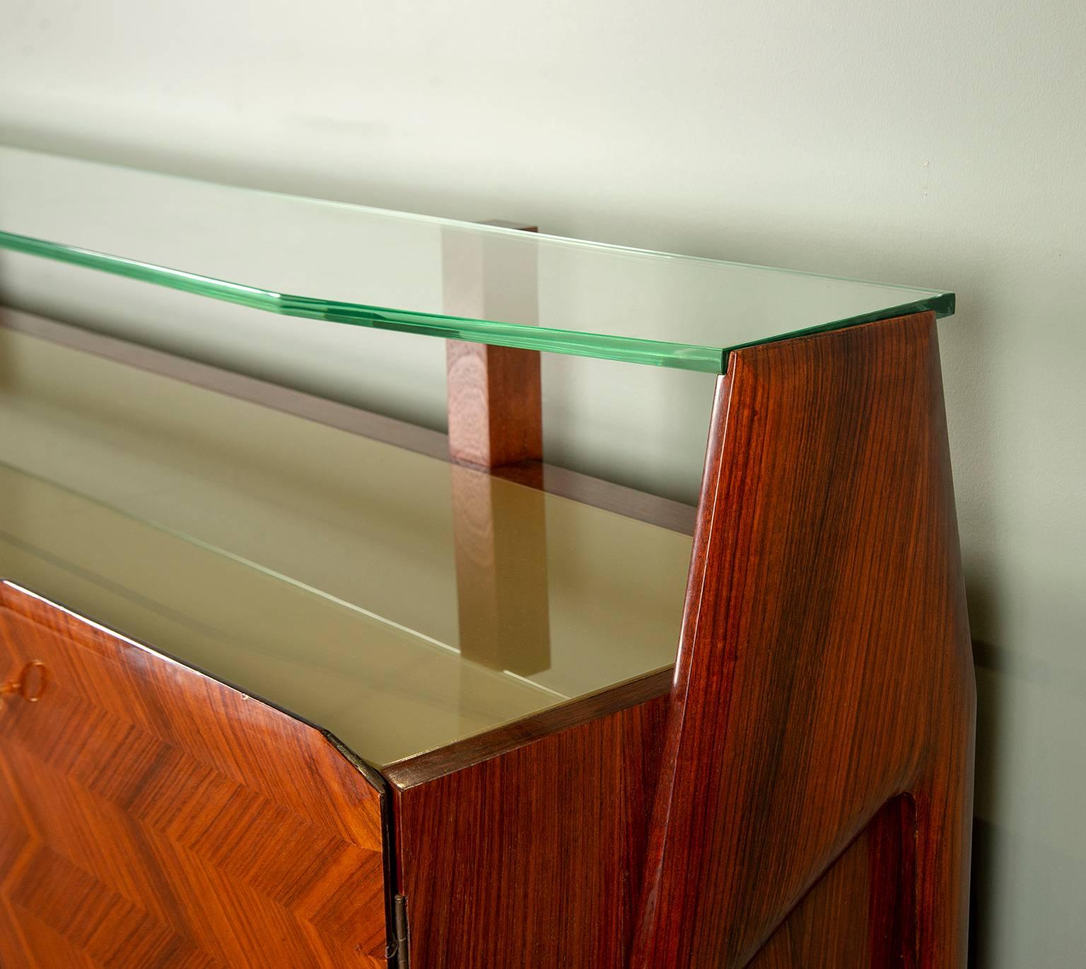 Mid-Century Modern Large Vittorio Dassi Style Italian Sideboard