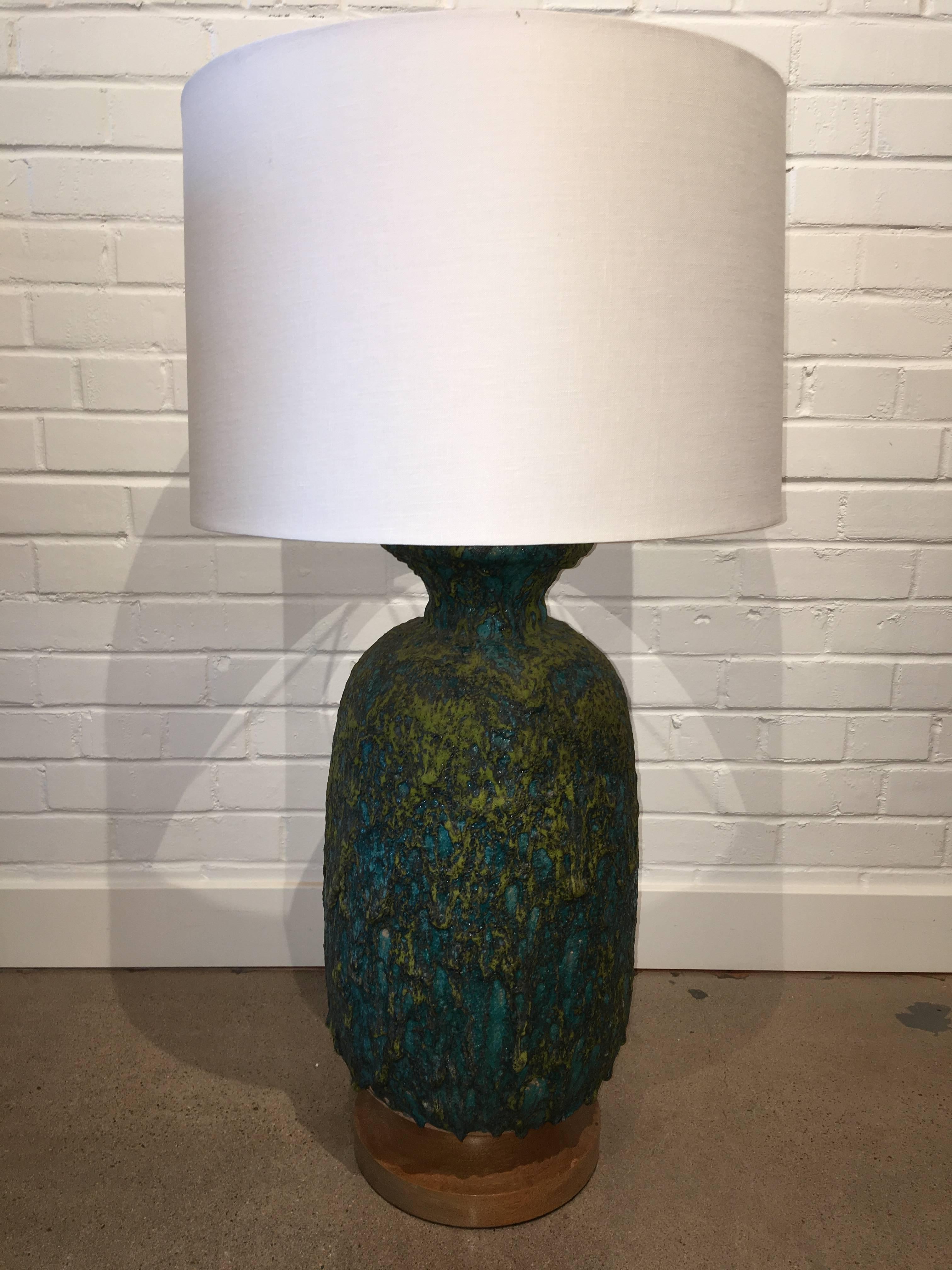 Mid-Century Modern Large Volcanic Textured Aqua and Green Ceramic Midcentury Lamp For Sale