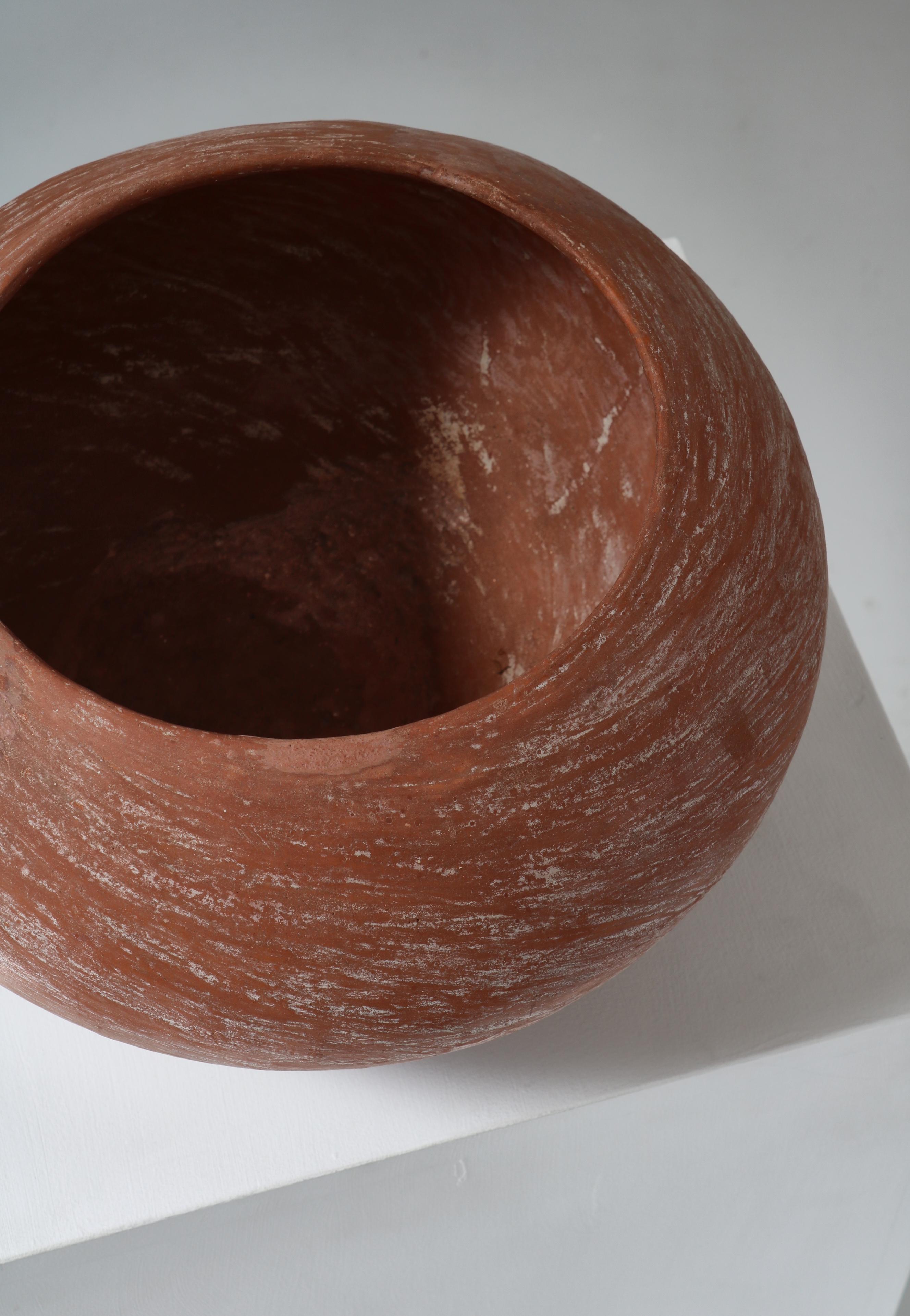 Organic Modern Large Handmade Wabi-Sabi Terracotta Bowl by Ole Bjørn Krüger, Denmark, 1960s For Sale