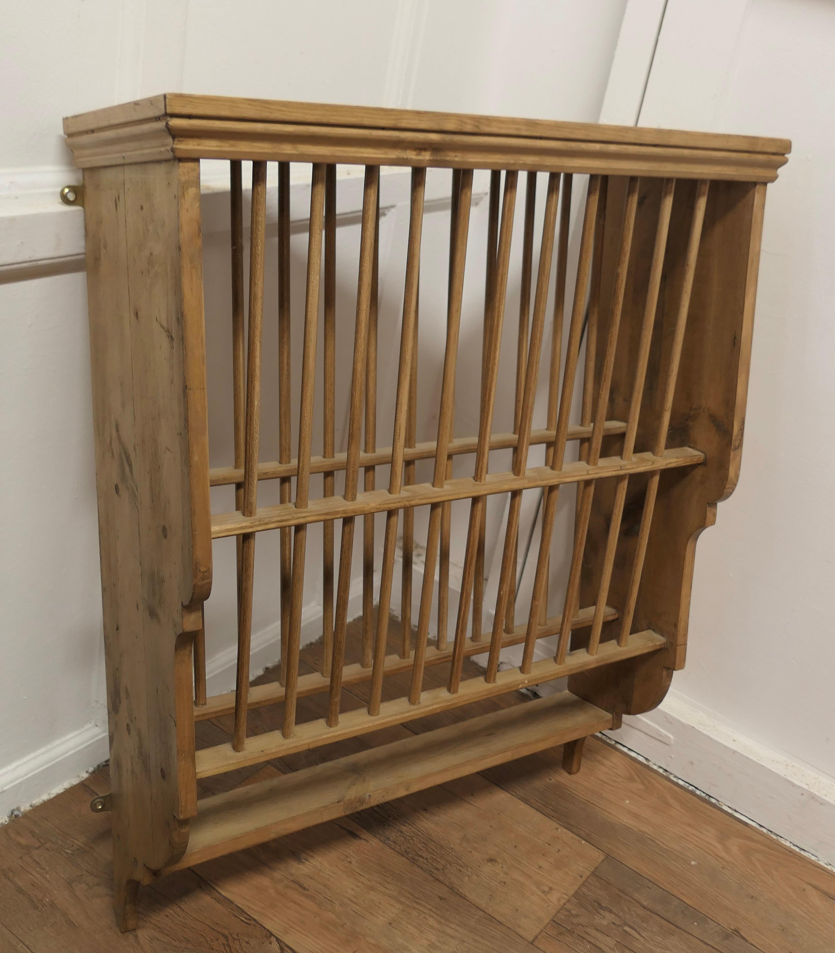 Mid-20th Century Large Wall Hanging Pine Plate Rack   