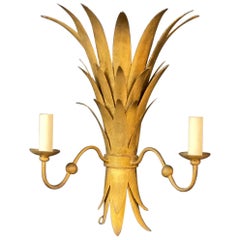 Grande lampada da parete in metallo dorato, 1950 circa