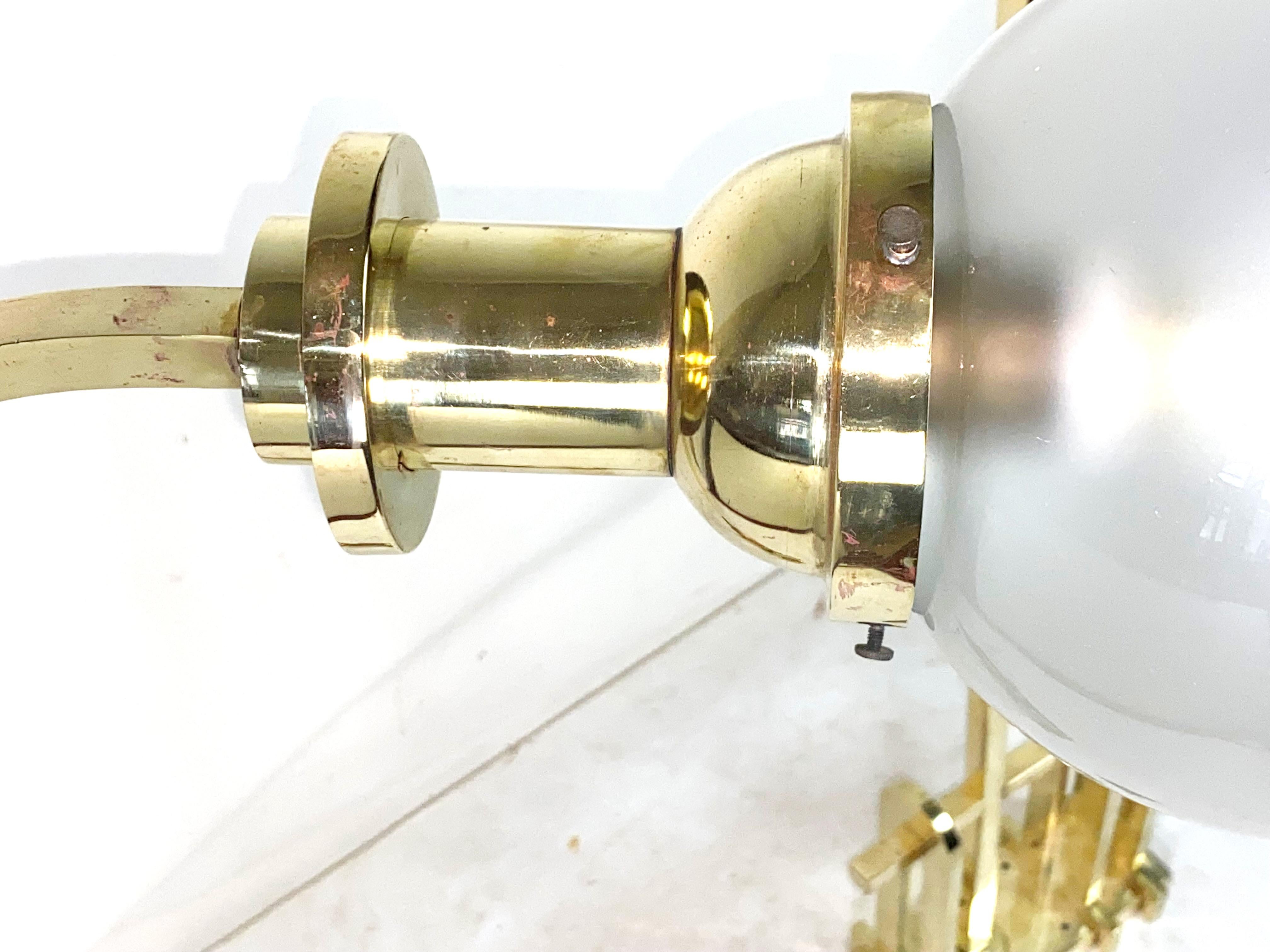 Apliques grandes, art nouveau geométrico, 1915ca Austríaco en venta