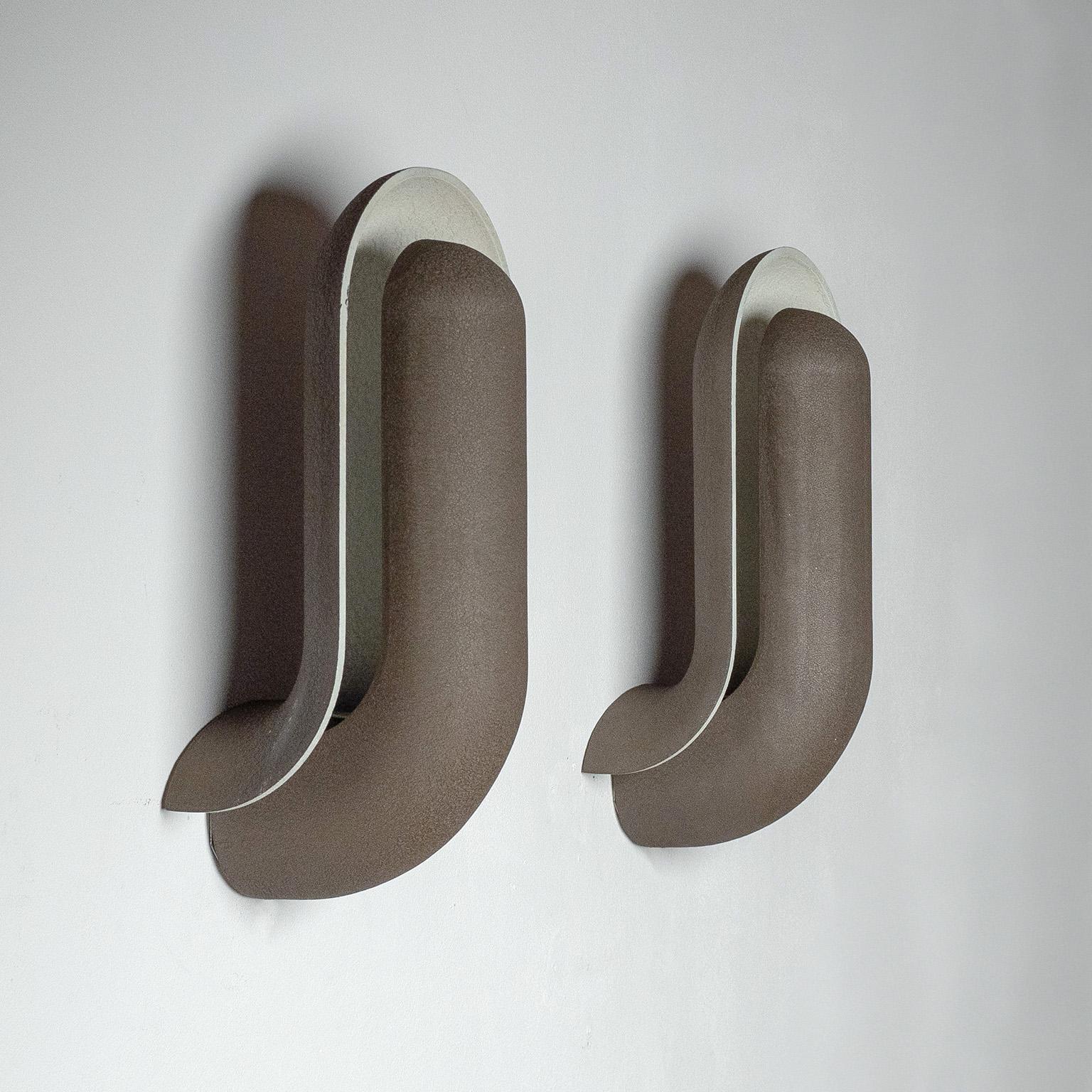 Large Wall Lights by RAAK, 1970s In Good Condition In Vienna, AT