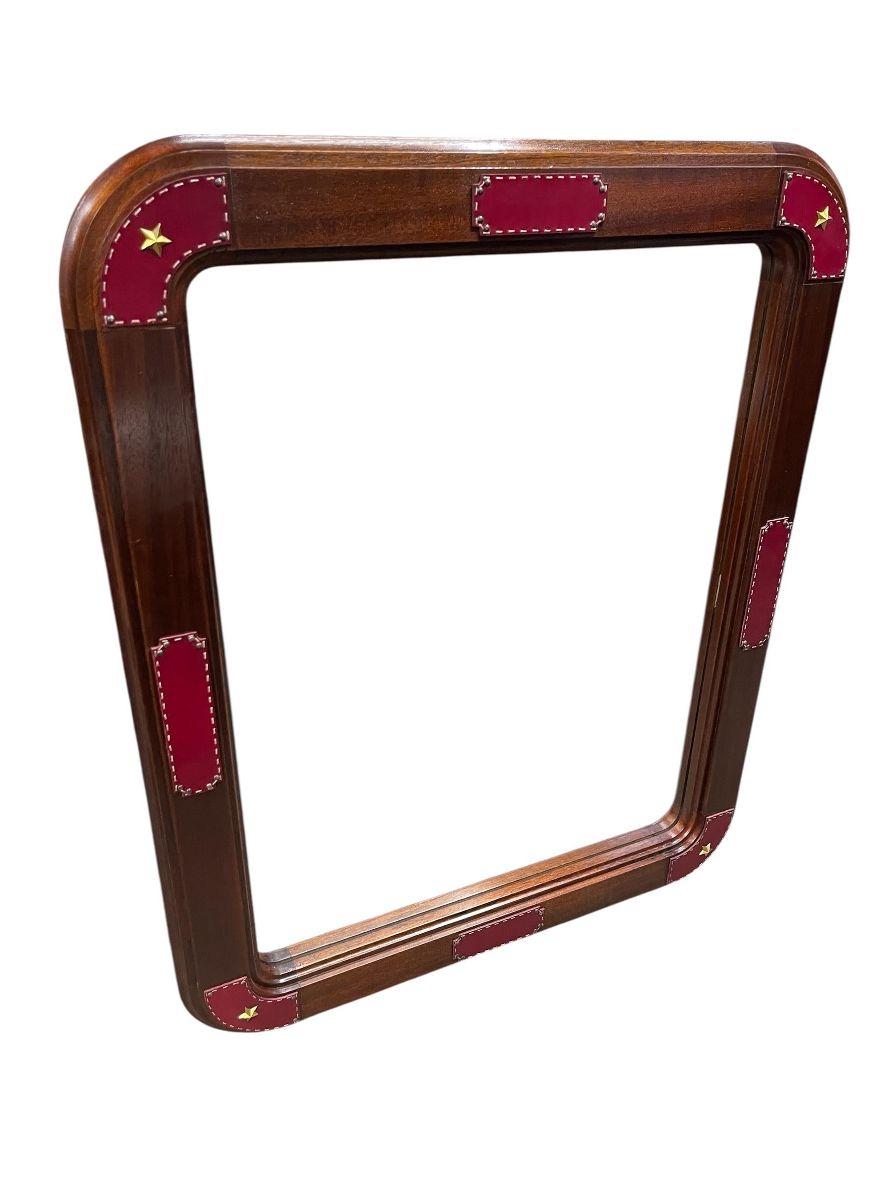 Large wall mirror with stitched leather by Jacques Adnet en vente 4