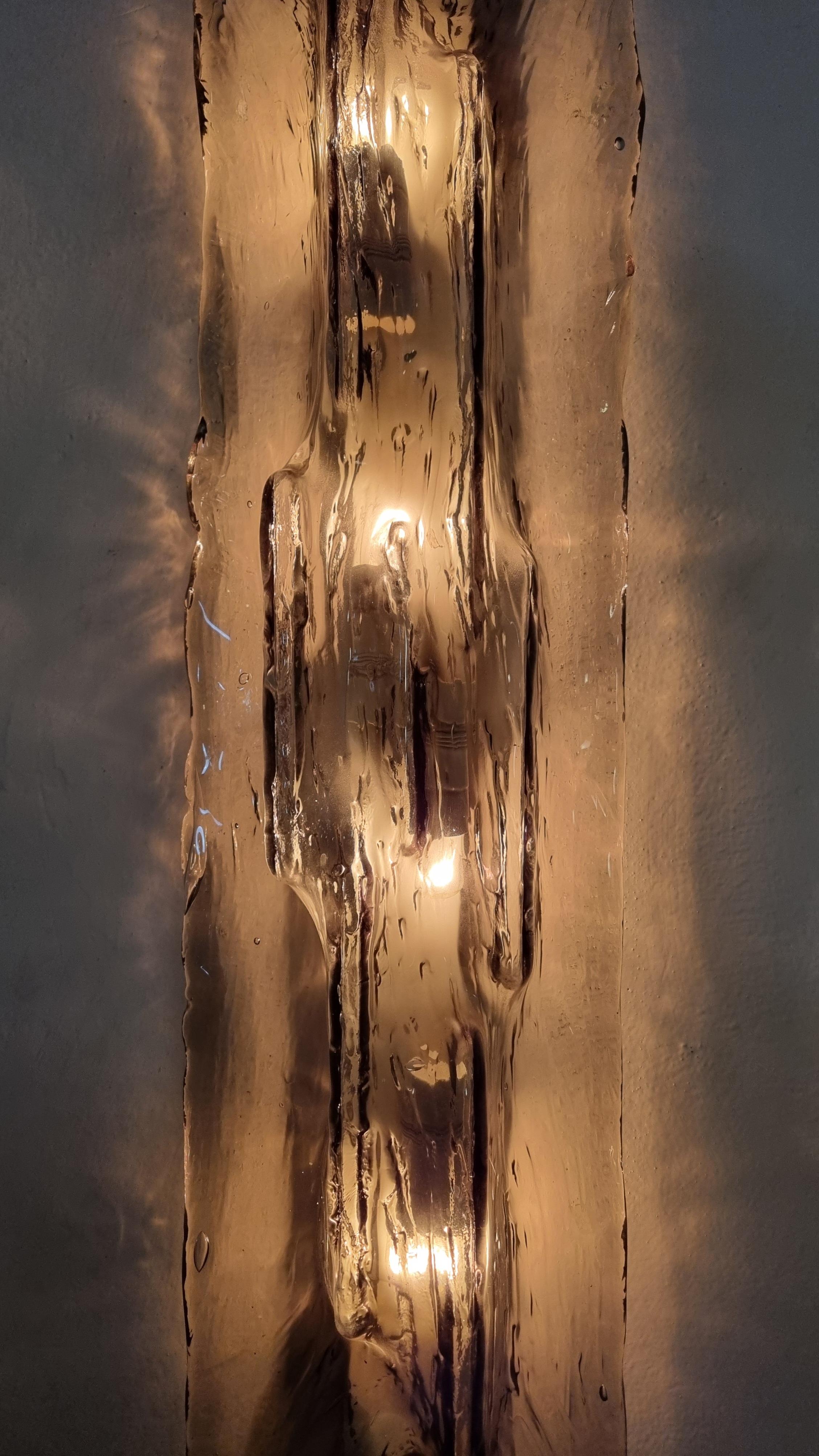 Brass Large wall sconce designed by Toni Zuccheri for Venini 1960 For Sale