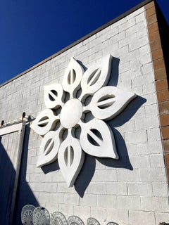 Large Wall Tole Flower Display