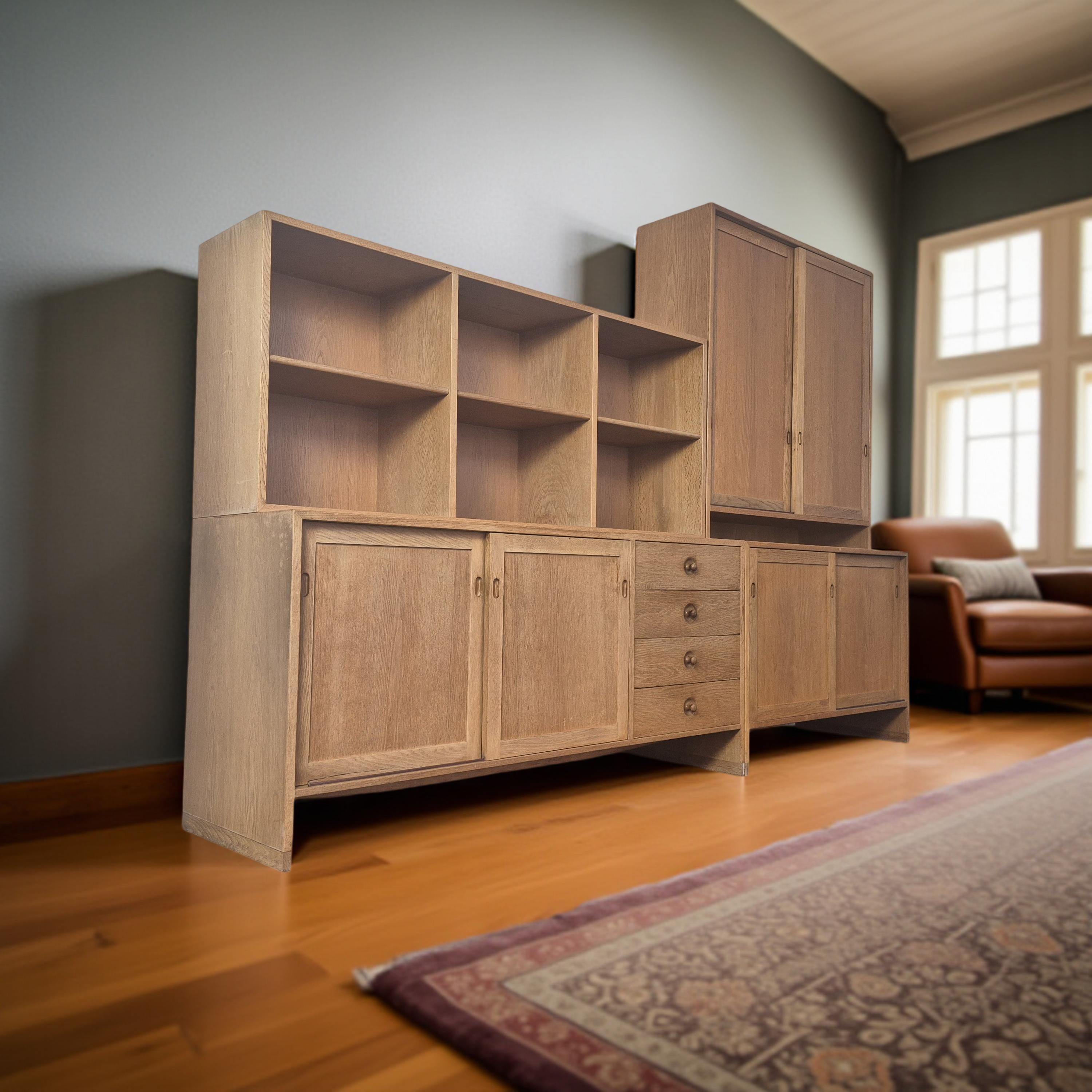 Large wall unit by Hans Wegner for Ry møbler, Denmark 1970s (Dänisch) im Angebot