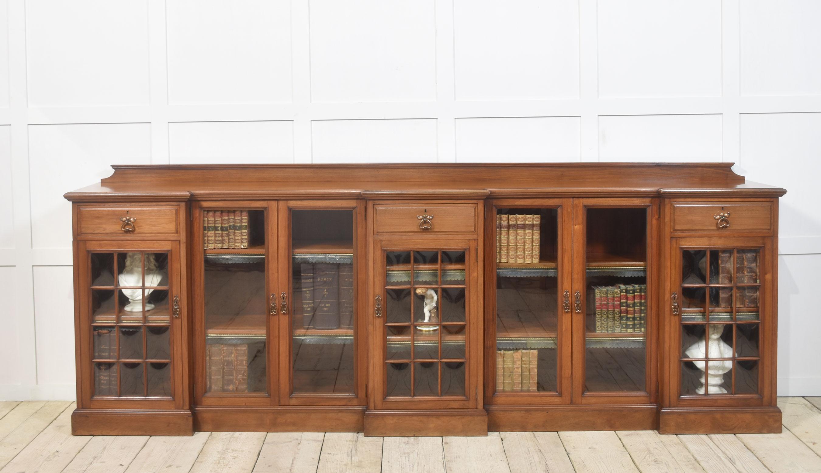 Grande libreria bassa in noce in vendita 9