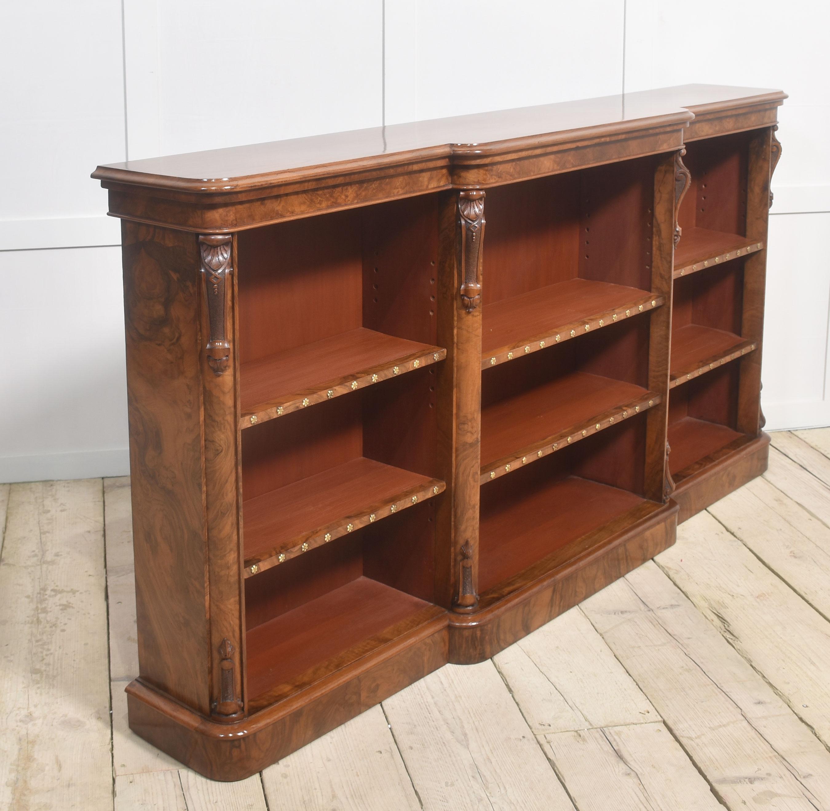 19th Century Large walnut dwarf open bookcase For Sale