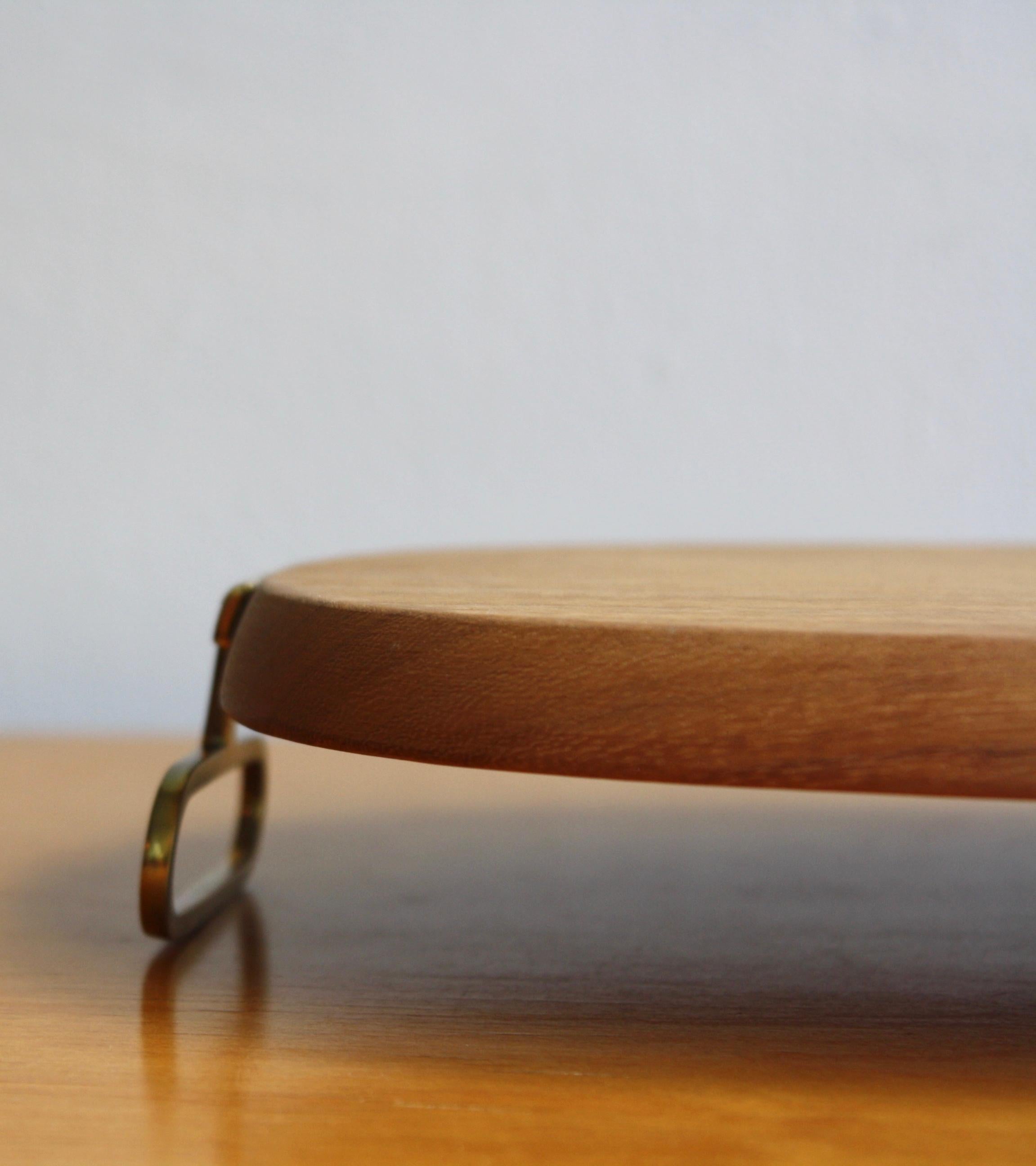 Large Walnut Oval Tray with Brass Handles Made by Carl Auböck 7