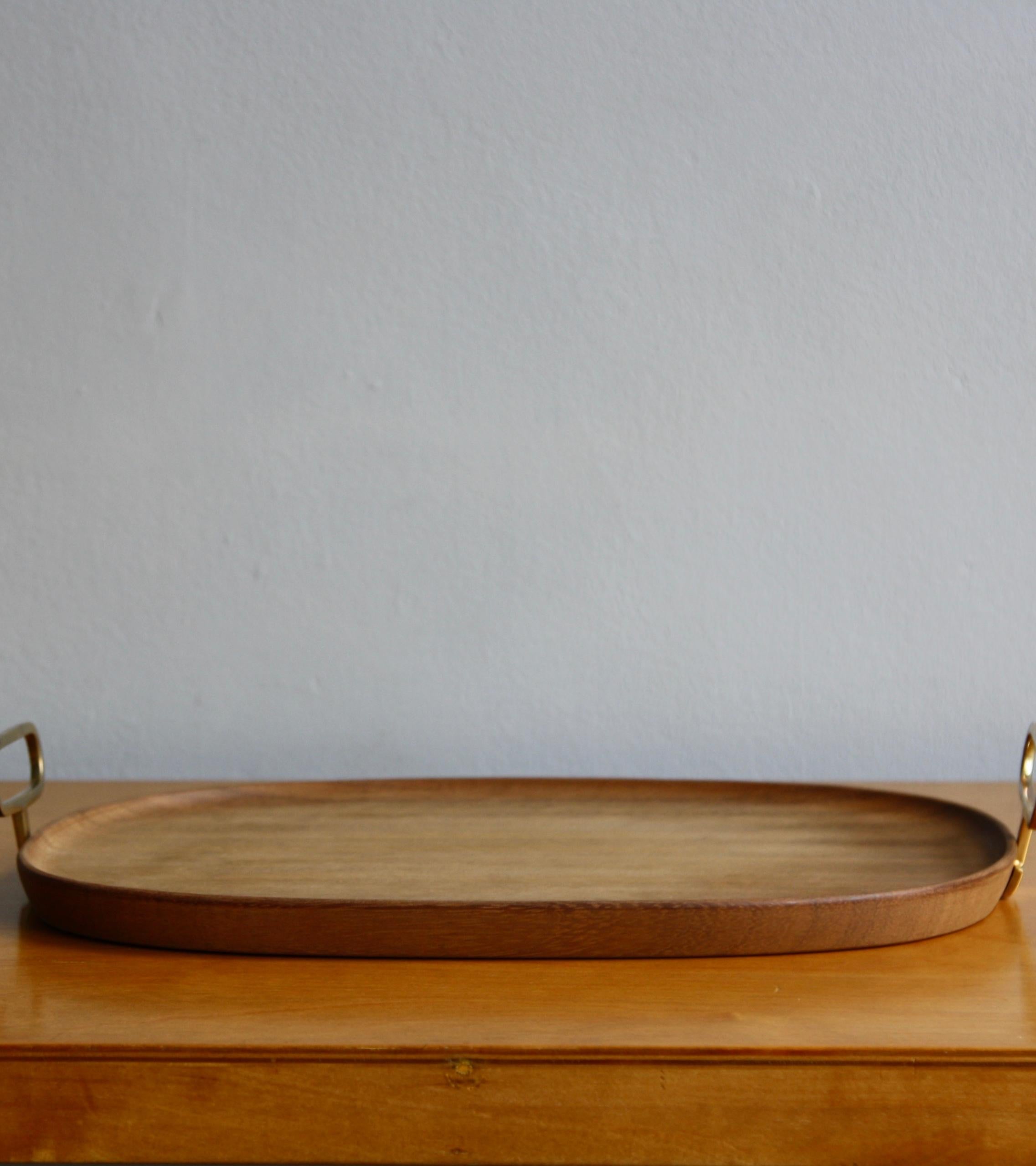 large oval tray