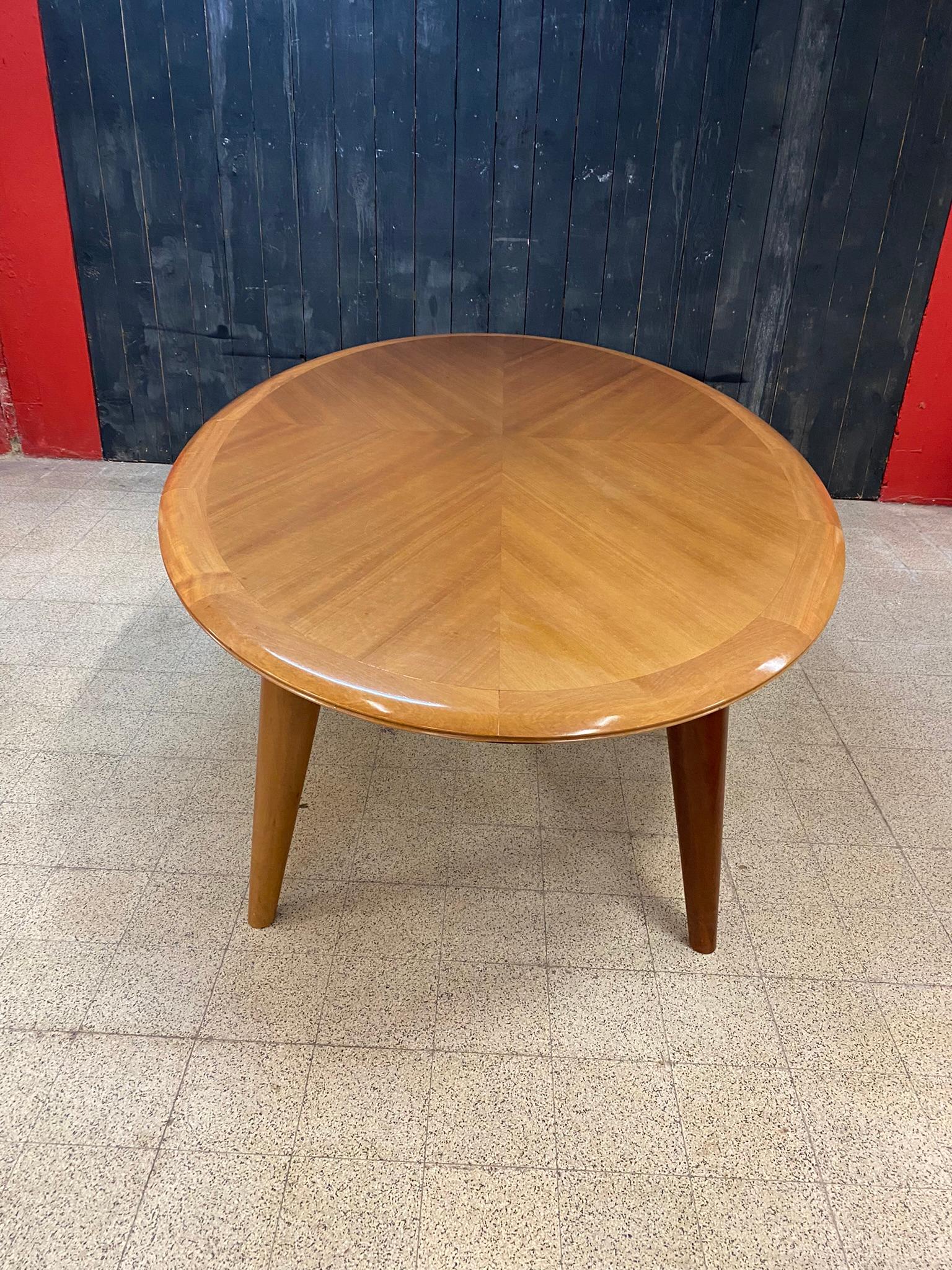 large walnut table circa 1960 , In Good Condition For Sale In Mouscron, WHT