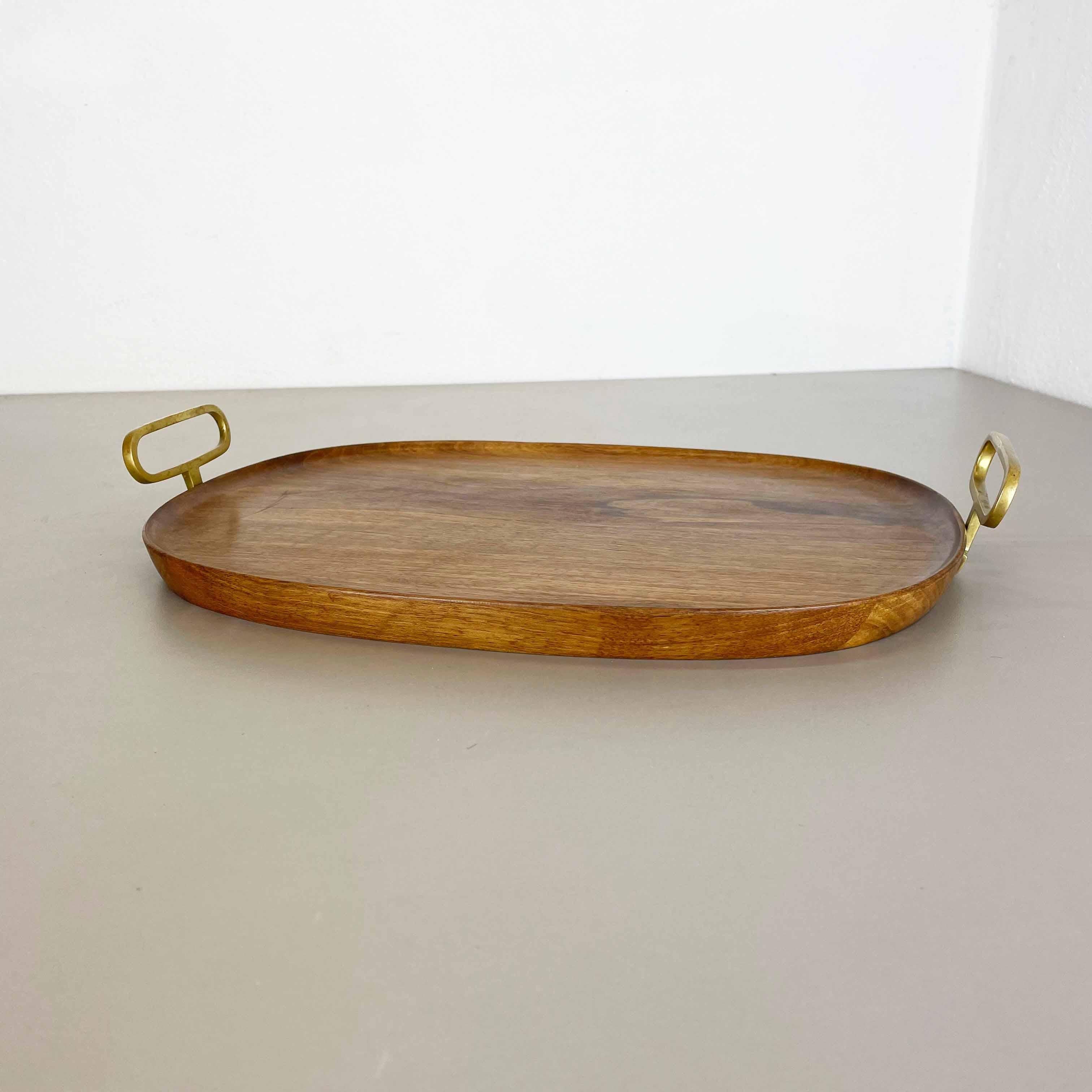 Mid-Century Modern Large Walnut Tray Plate Element with Brass Handle by Carl Auböck, Austria, 1950s