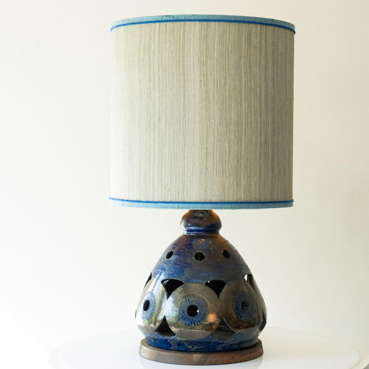 Ceramica Lampada da tavolo grande in Wood Wood, paralume nuovo di R. Houben, 1970 in vendita