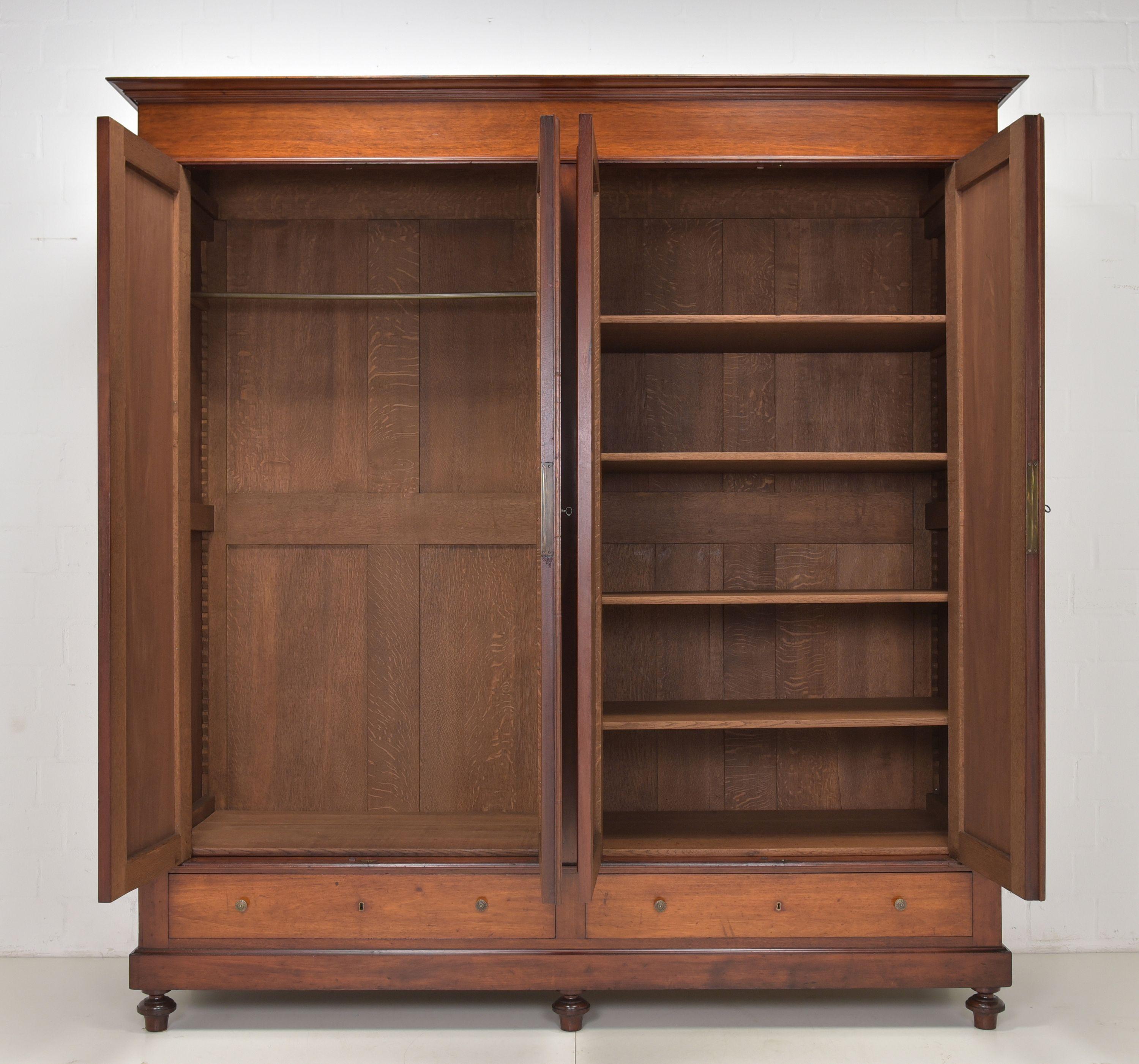 Louis Philippe Large Wardrobe with Four-Door Bar and Shelves in Mahogany, 1880